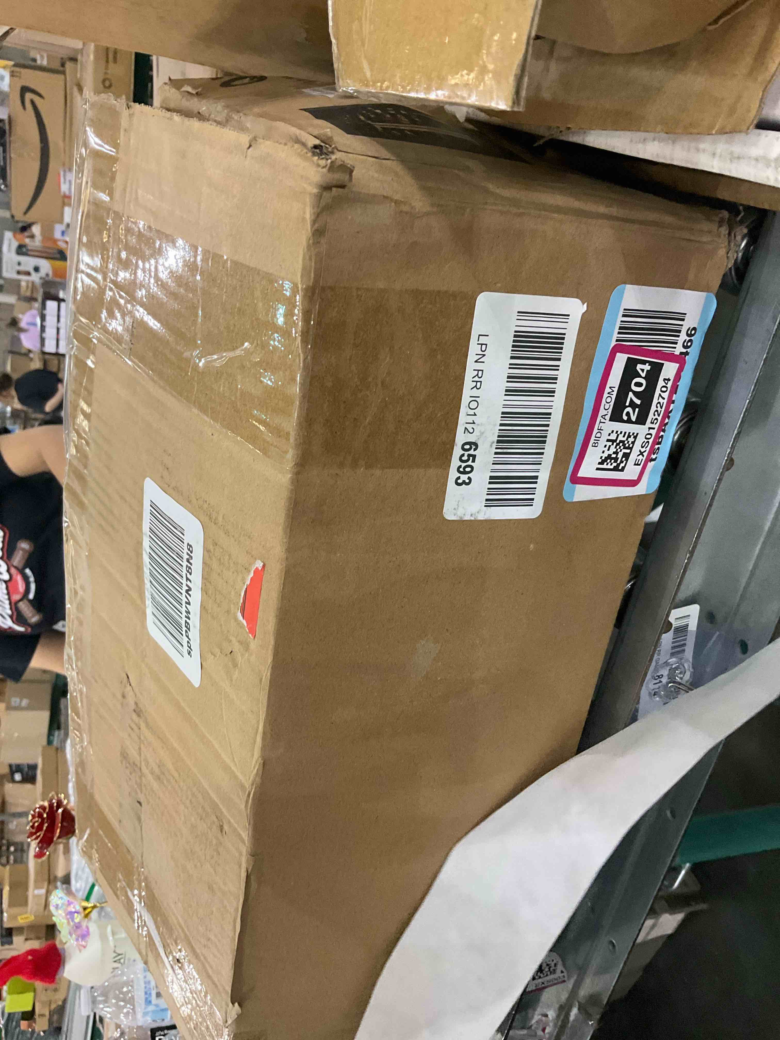 https://s3.amazonaws.com/lotting-images-prod/BargainHunt/EXS01522704_1715003411102.jpeg