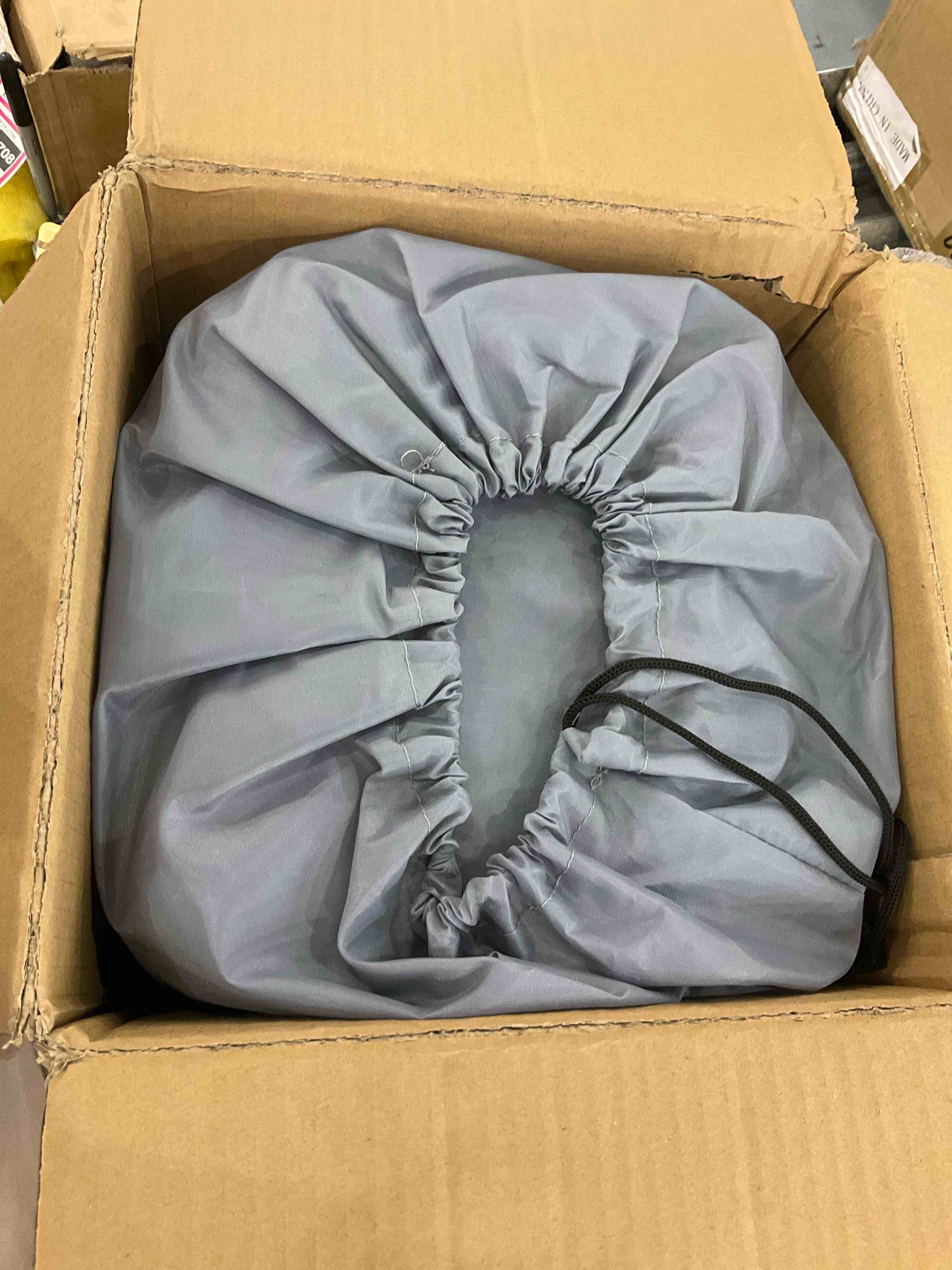 https://s3.amazonaws.com/lotting-images-prod/BargainHunt/EXS01522707_1715003658173.jpeg
