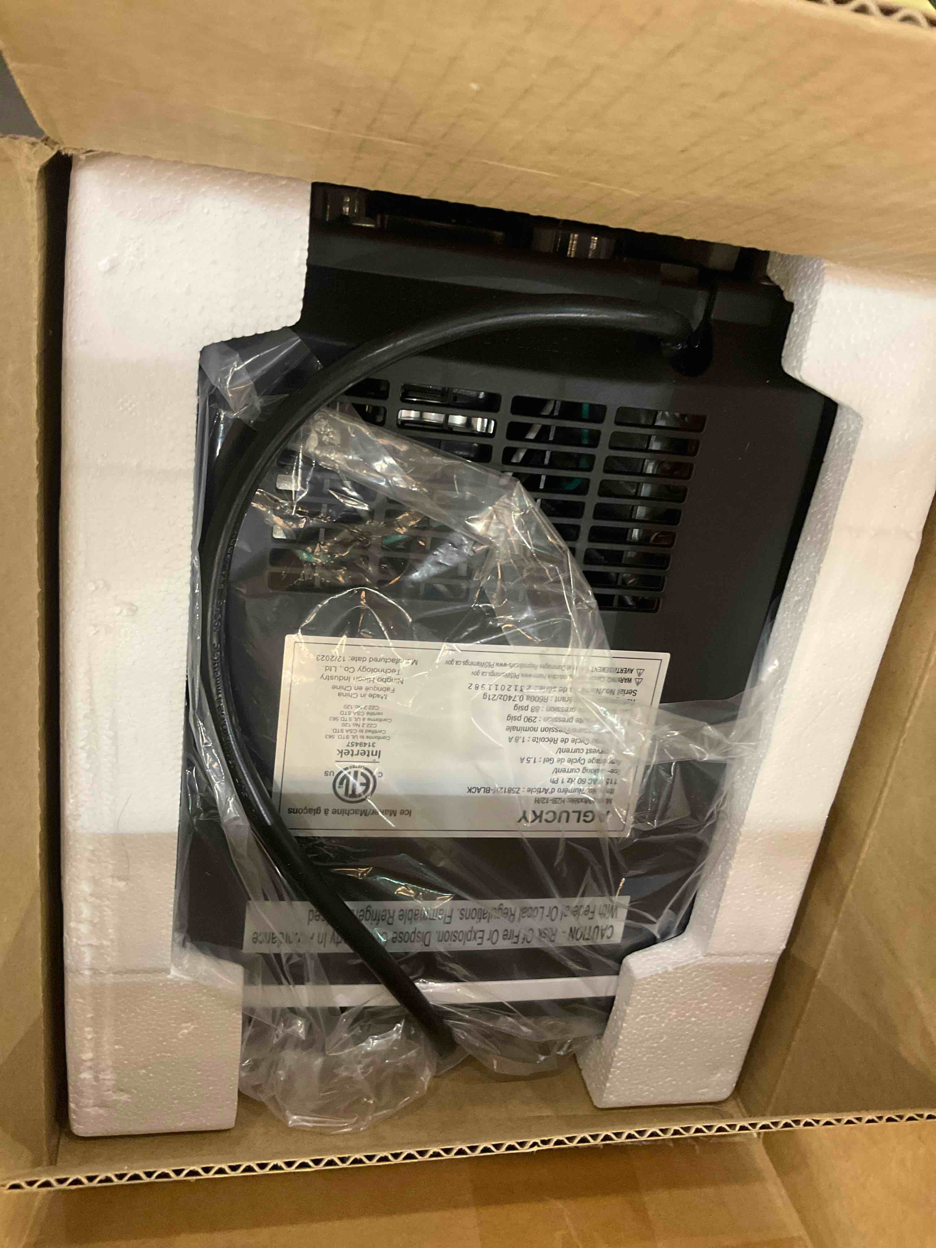 https://s3.amazonaws.com/lotting-images-prod/BargainHunt/EXS01522710_1715004495071.jpeg