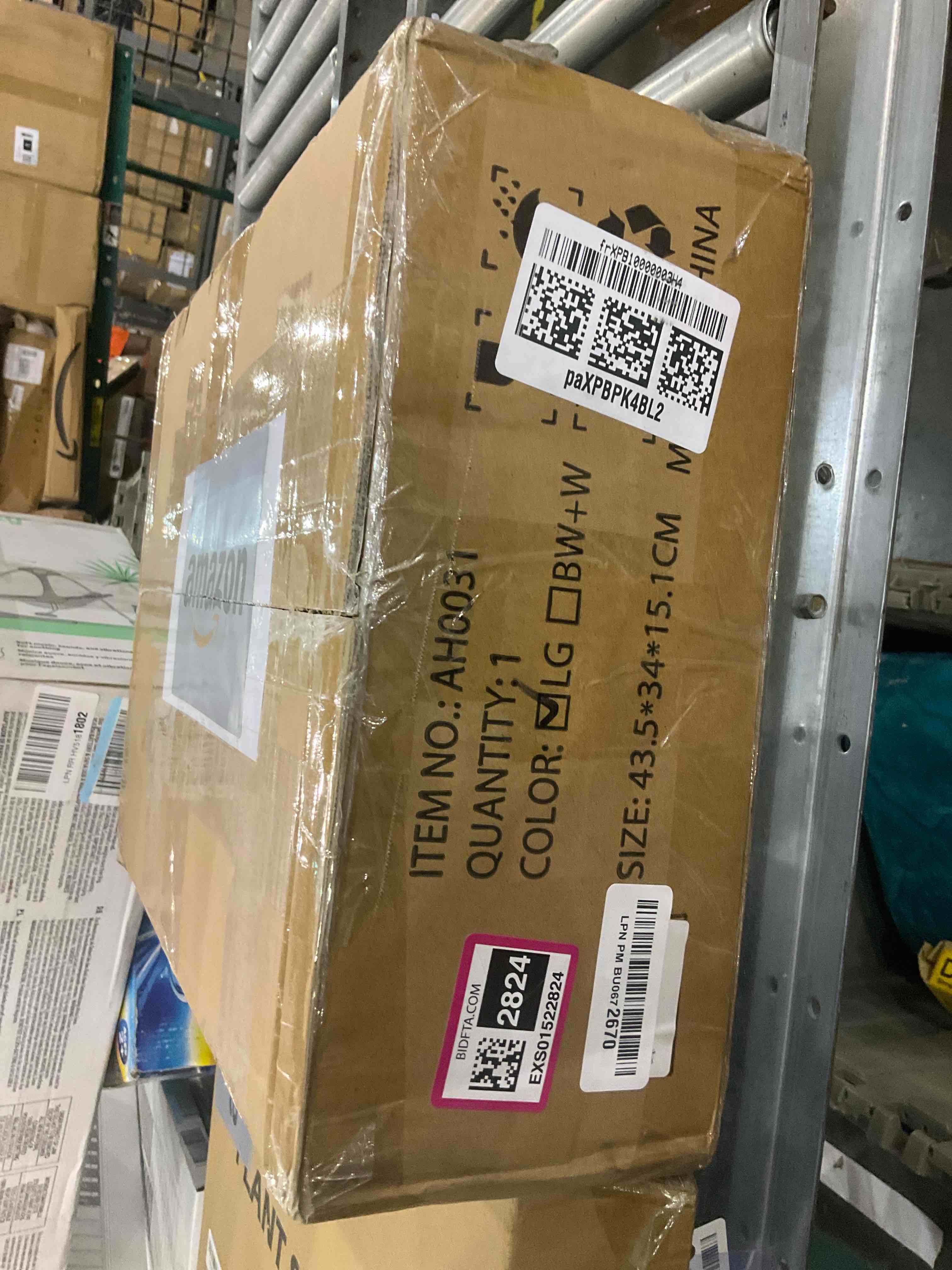 https://s3.amazonaws.com/lotting-images-prod/BargainHunt/EXS01522824_1715169951943.jpeg