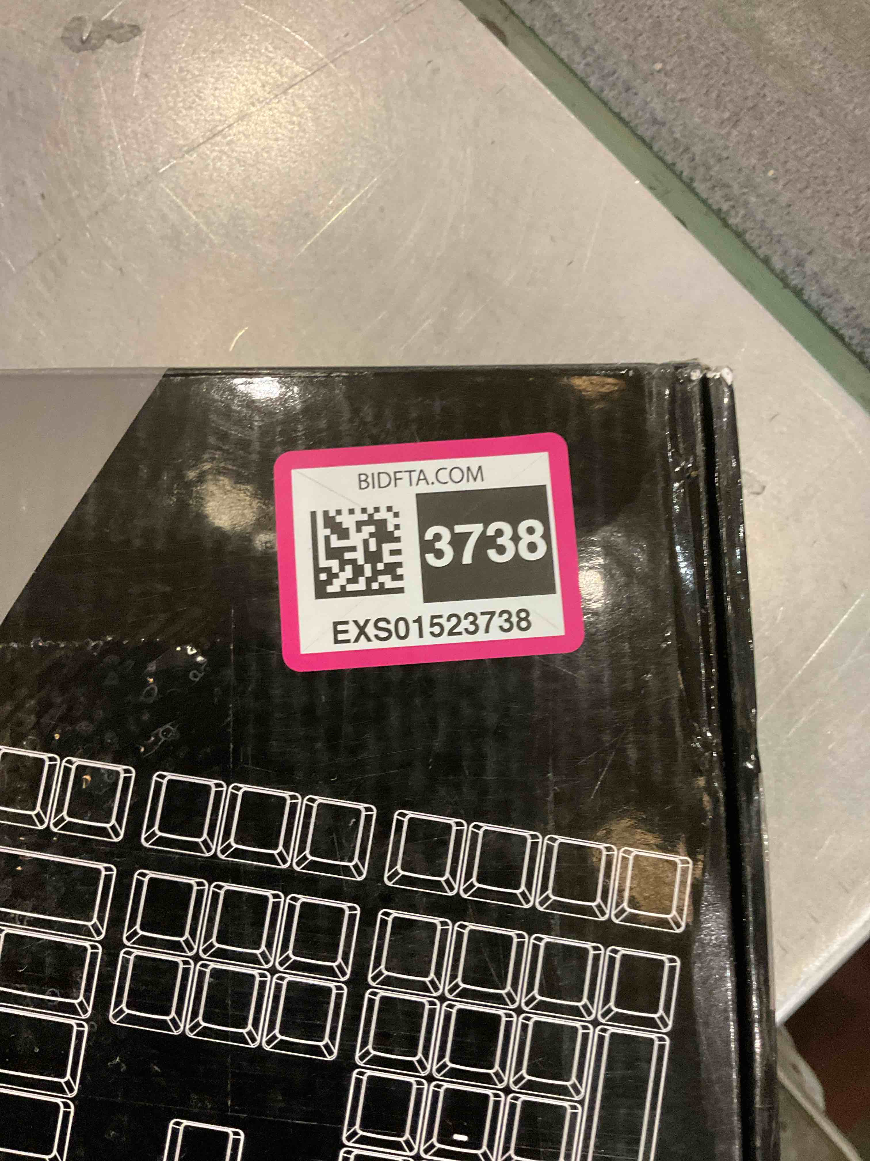https://s3.amazonaws.com/lotting-images-prod/BargainHunt/EXS01523738_1714048526903.jpeg