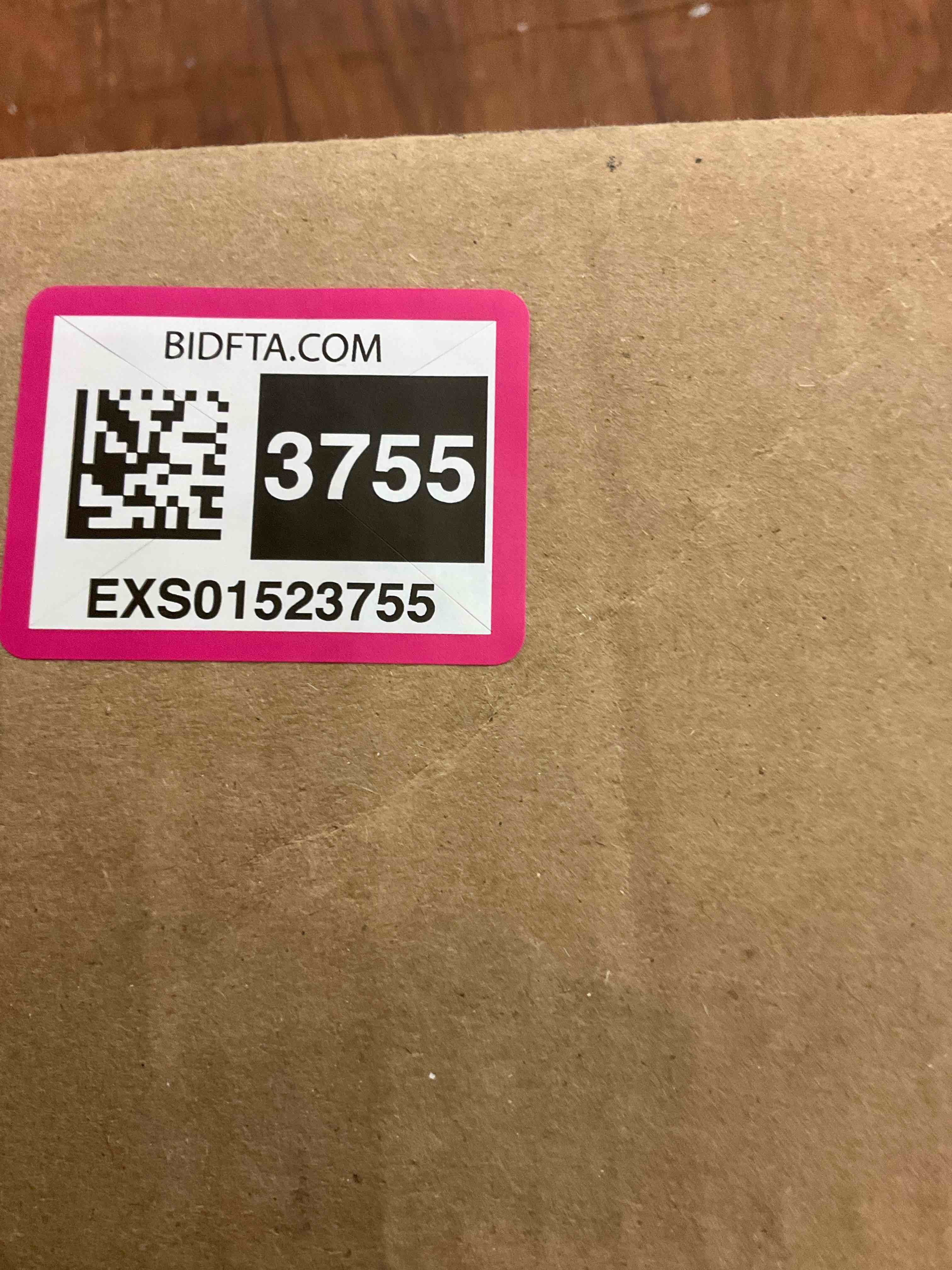 https://s3.amazonaws.com/lotting-images-prod/BargainHunt/EXS01523755_1714051779459.jpeg