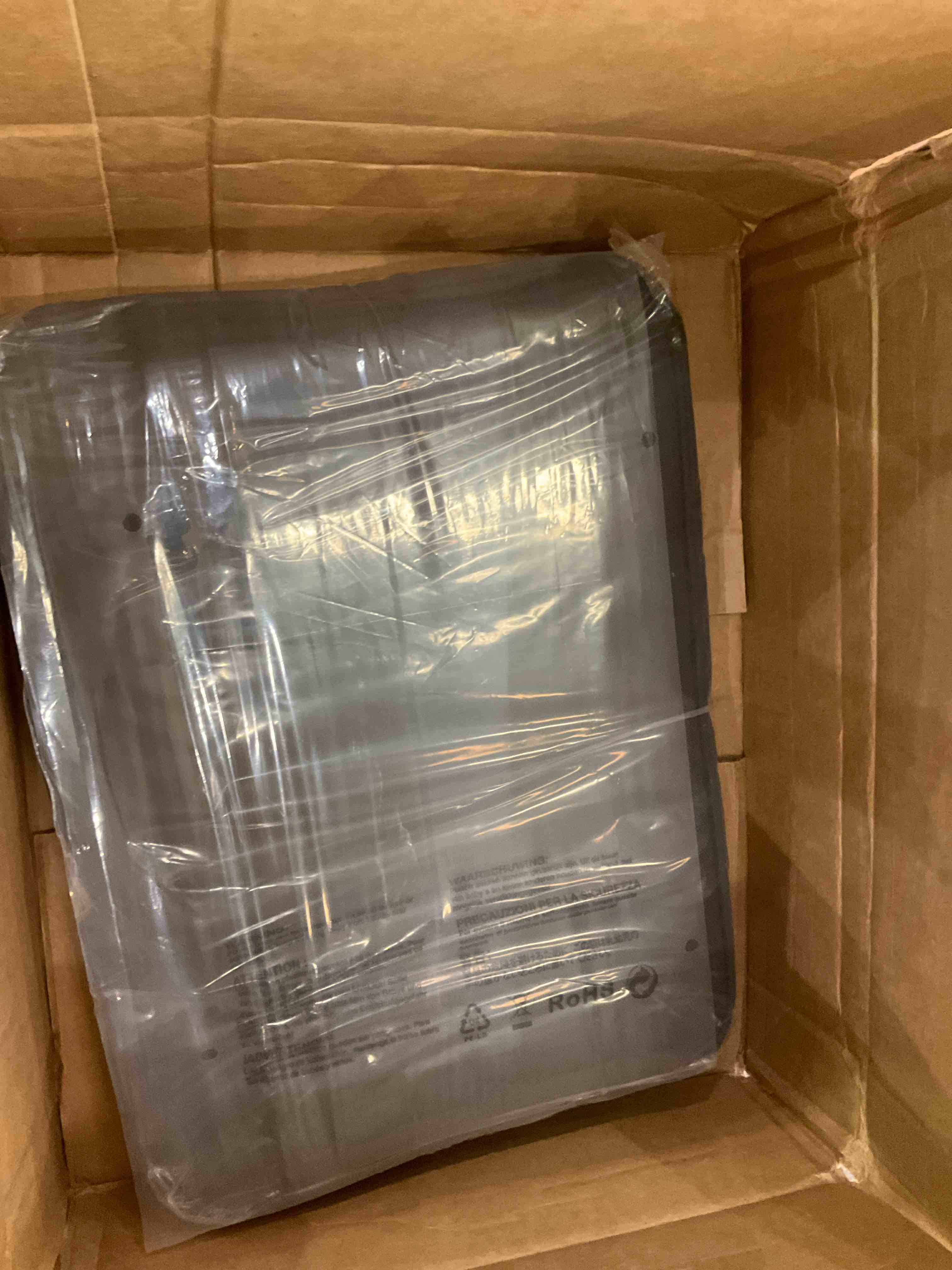 https://s3.amazonaws.com/lotting-images-prod/BargainHunt/EXS01523786_1714055289005.jpeg