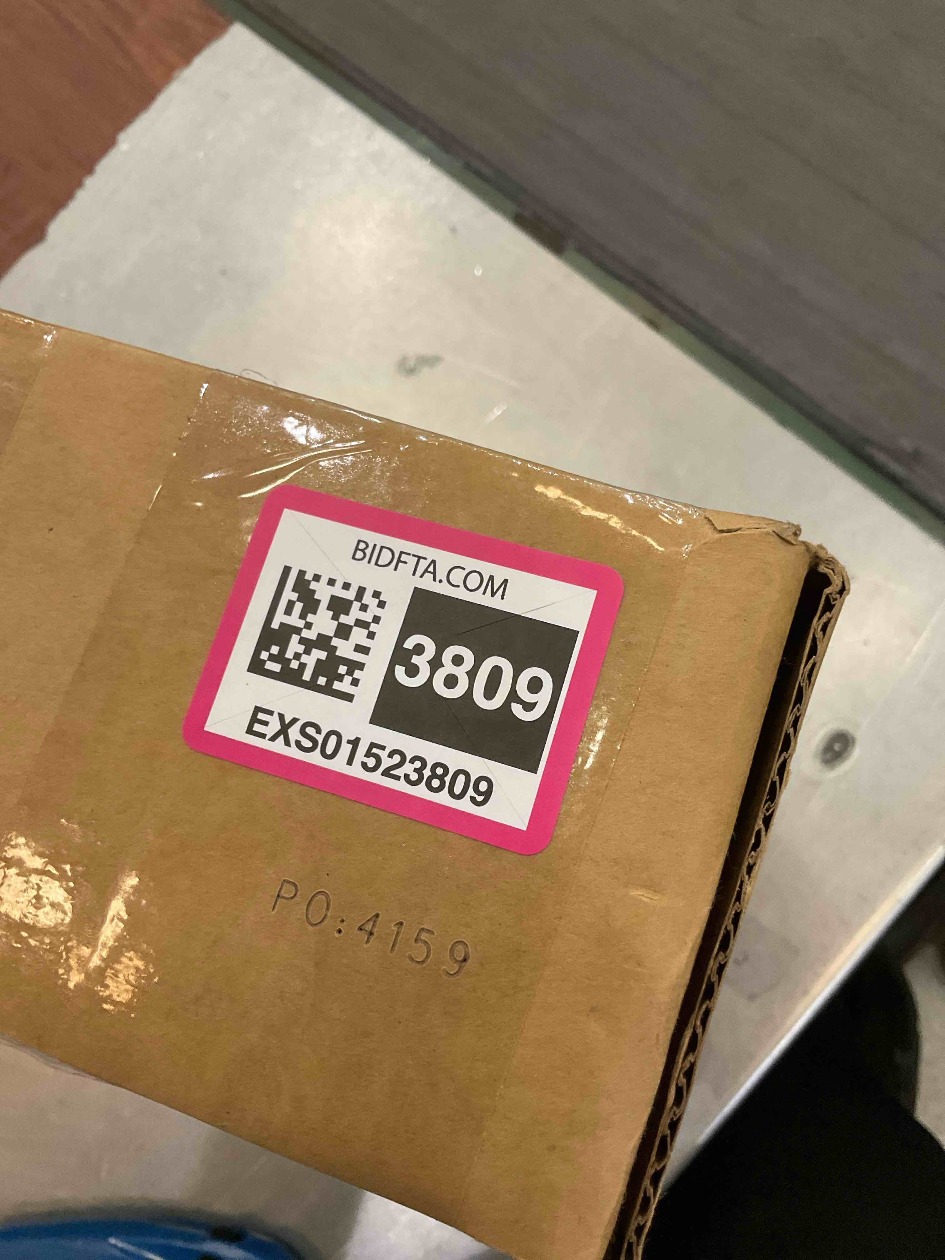 https://s3.amazonaws.com/lotting-images-prod/BargainHunt/EXS01523809_1714058102768.jpeg