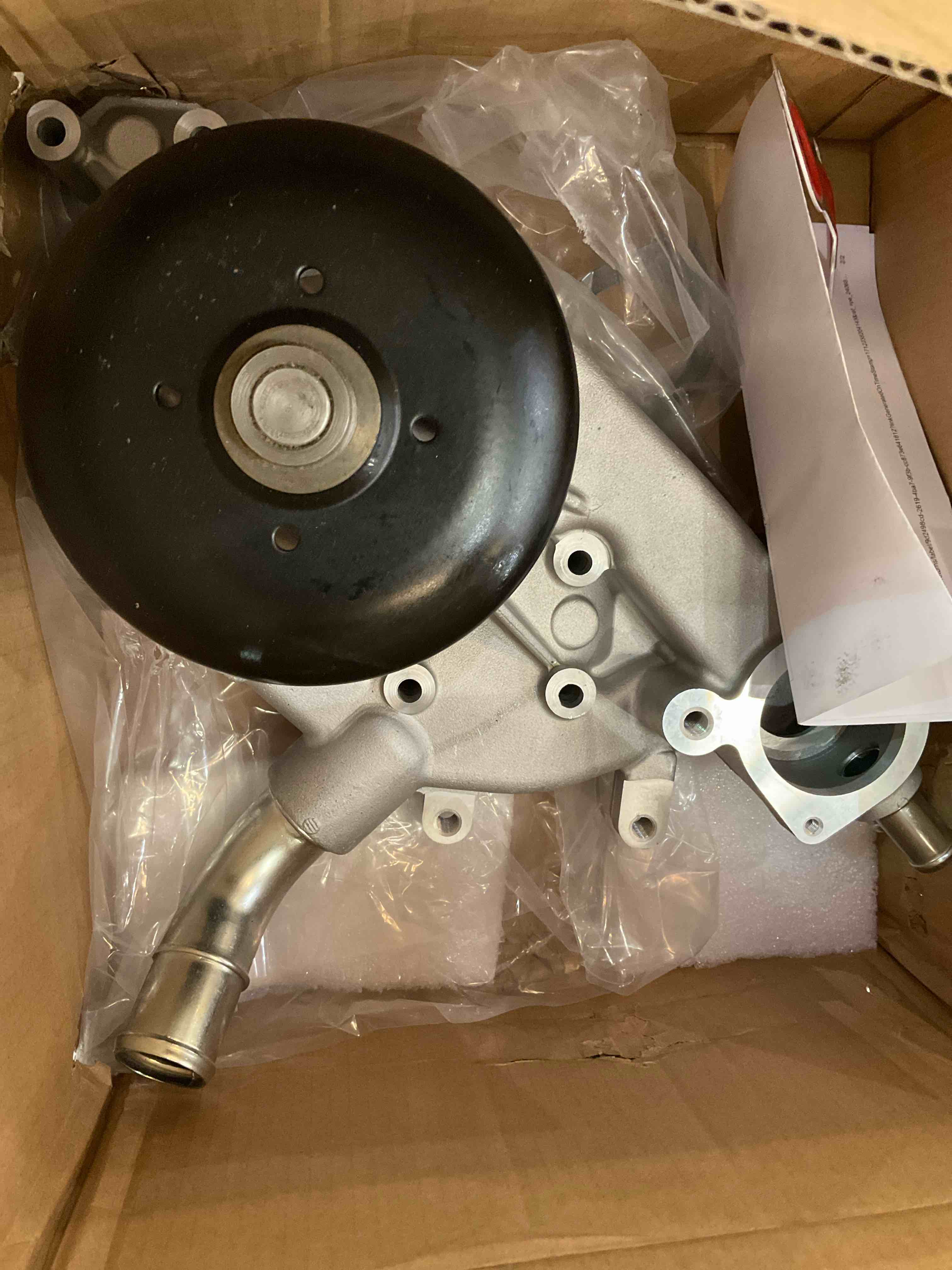 https://s3.amazonaws.com/lotting-images-prod/BargainHunt/EXS01523992_1715101160060.jpeg
