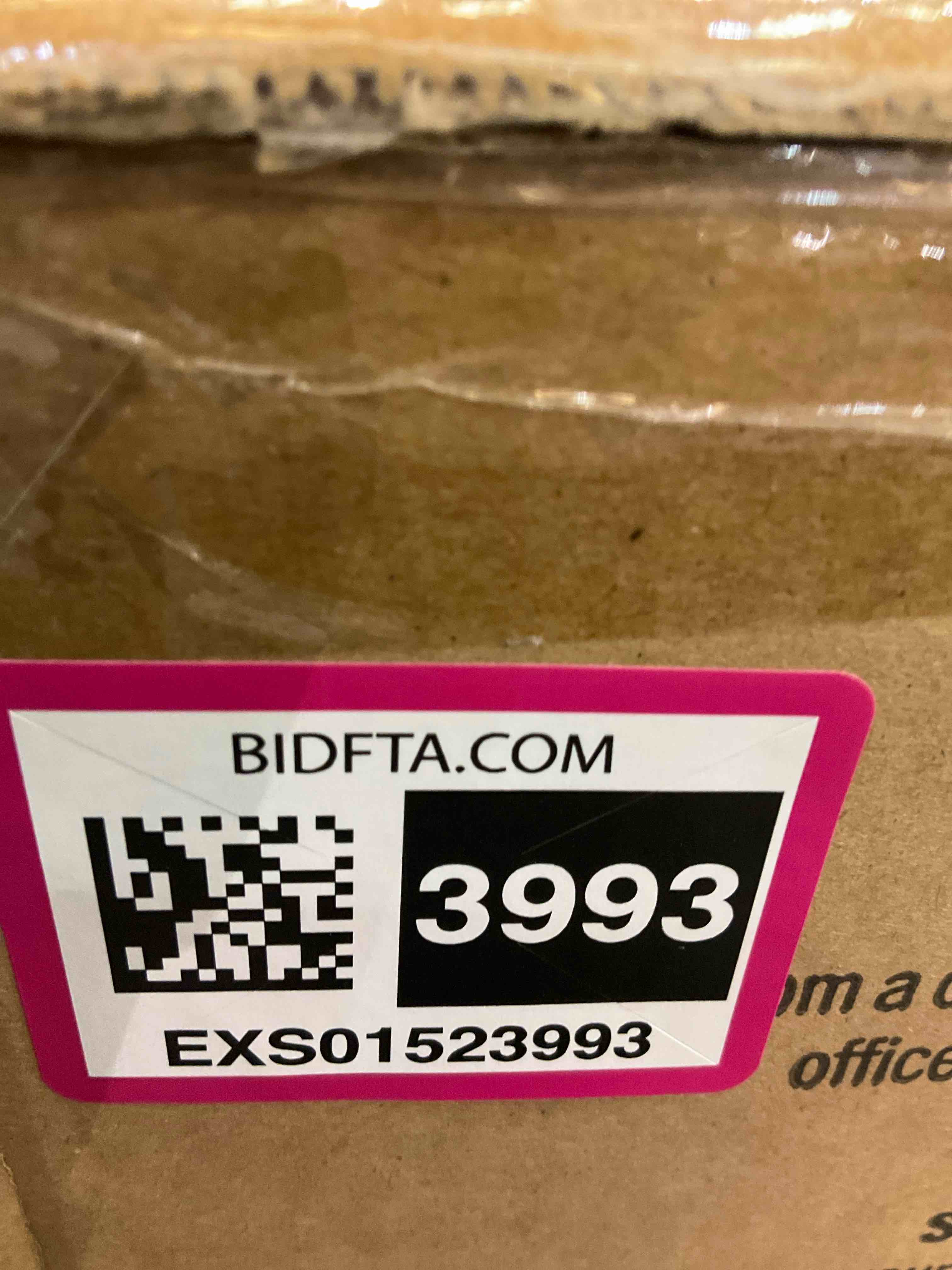 https://s3.amazonaws.com/lotting-images-prod/BargainHunt/EXS01523993_1715101292375.jpeg