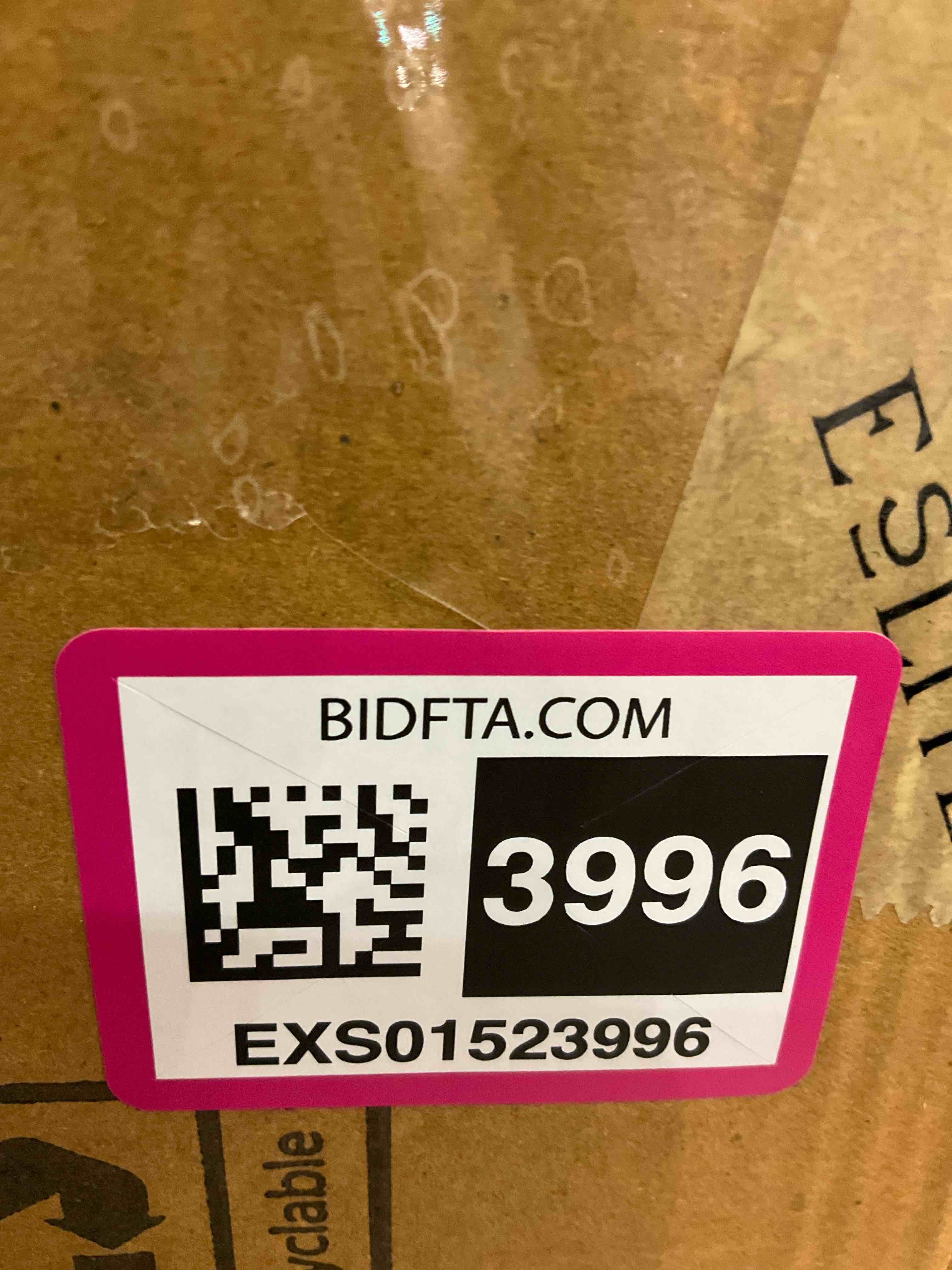 https://s3.amazonaws.com/lotting-images-prod/BargainHunt/EXS01523996_1715101706130.jpeg