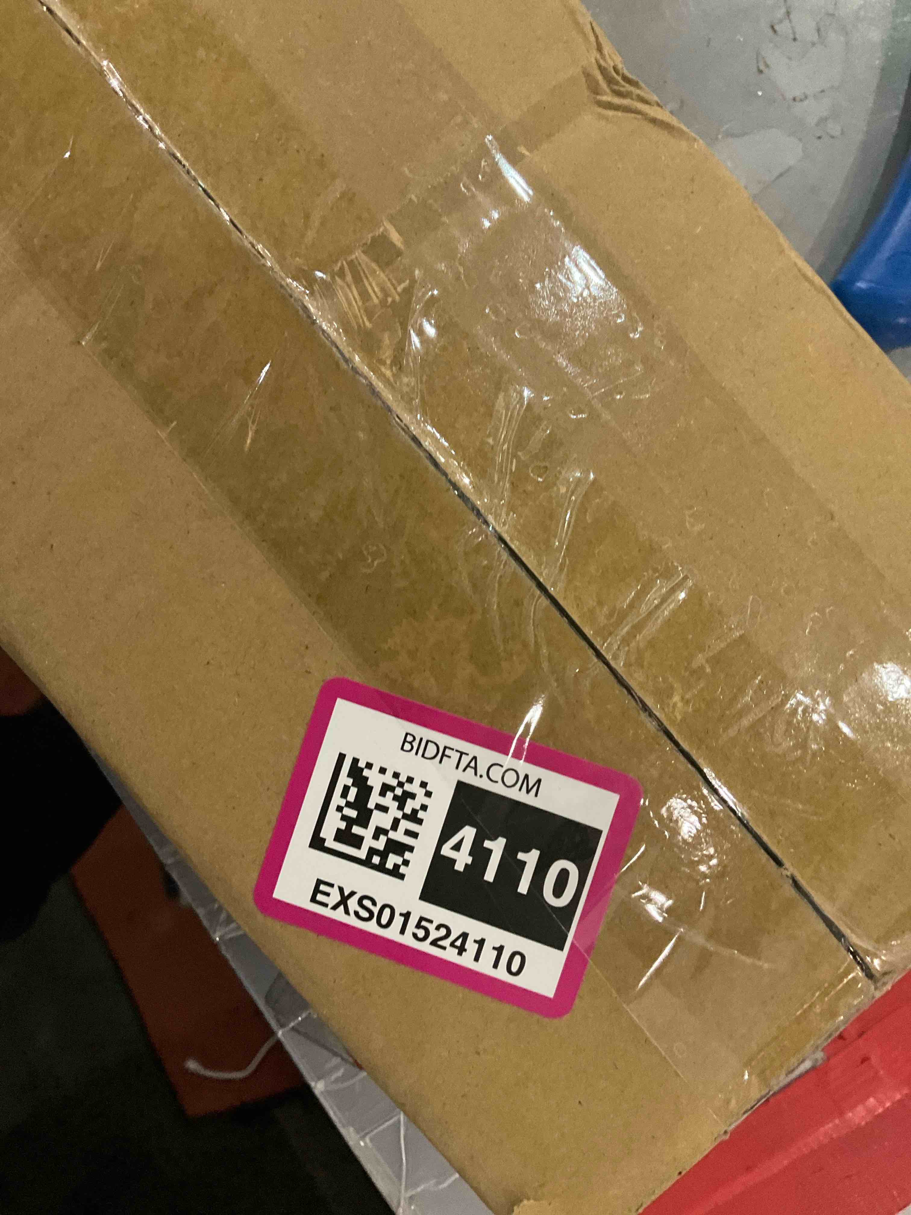 https://s3.amazonaws.com/lotting-images-prod/BargainHunt/EXS01524110_1713873668600.jpeg