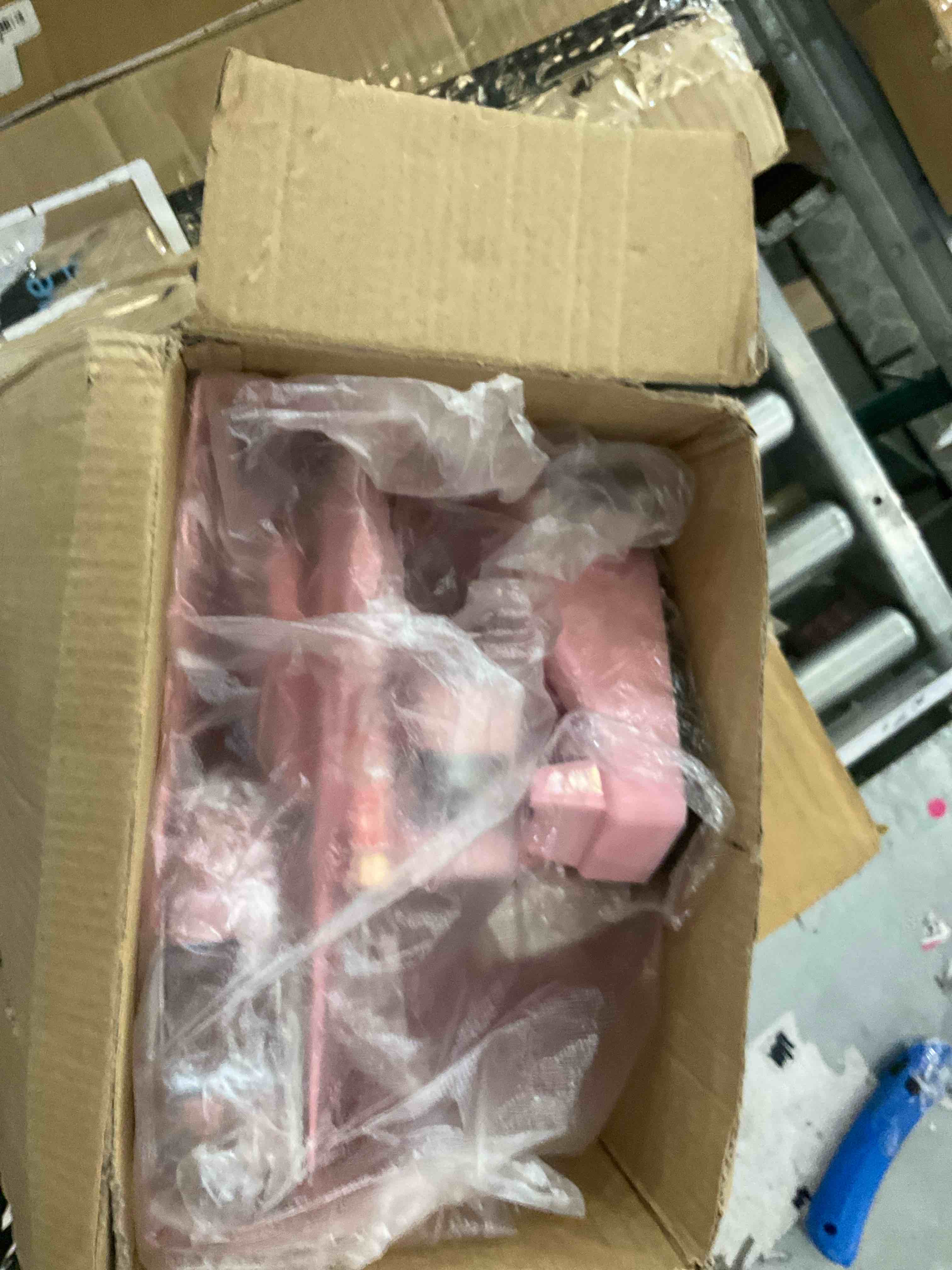 https://s3.amazonaws.com/lotting-images-prod/BargainHunt/EXS01524418_1713965831584.jpeg