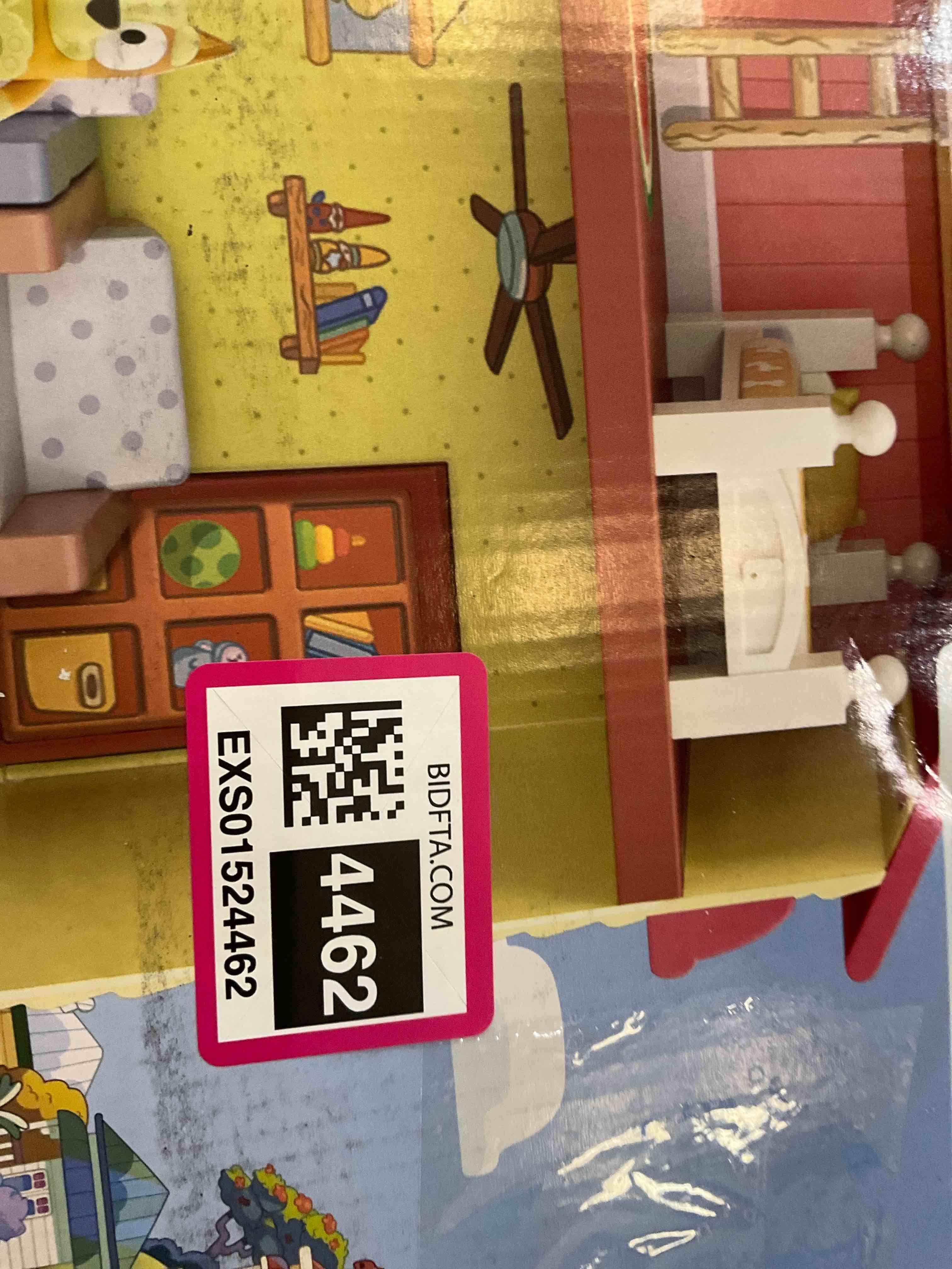 https://s3.amazonaws.com/lotting-images-prod/BargainHunt/EXS01524462_1713974008292.jpeg