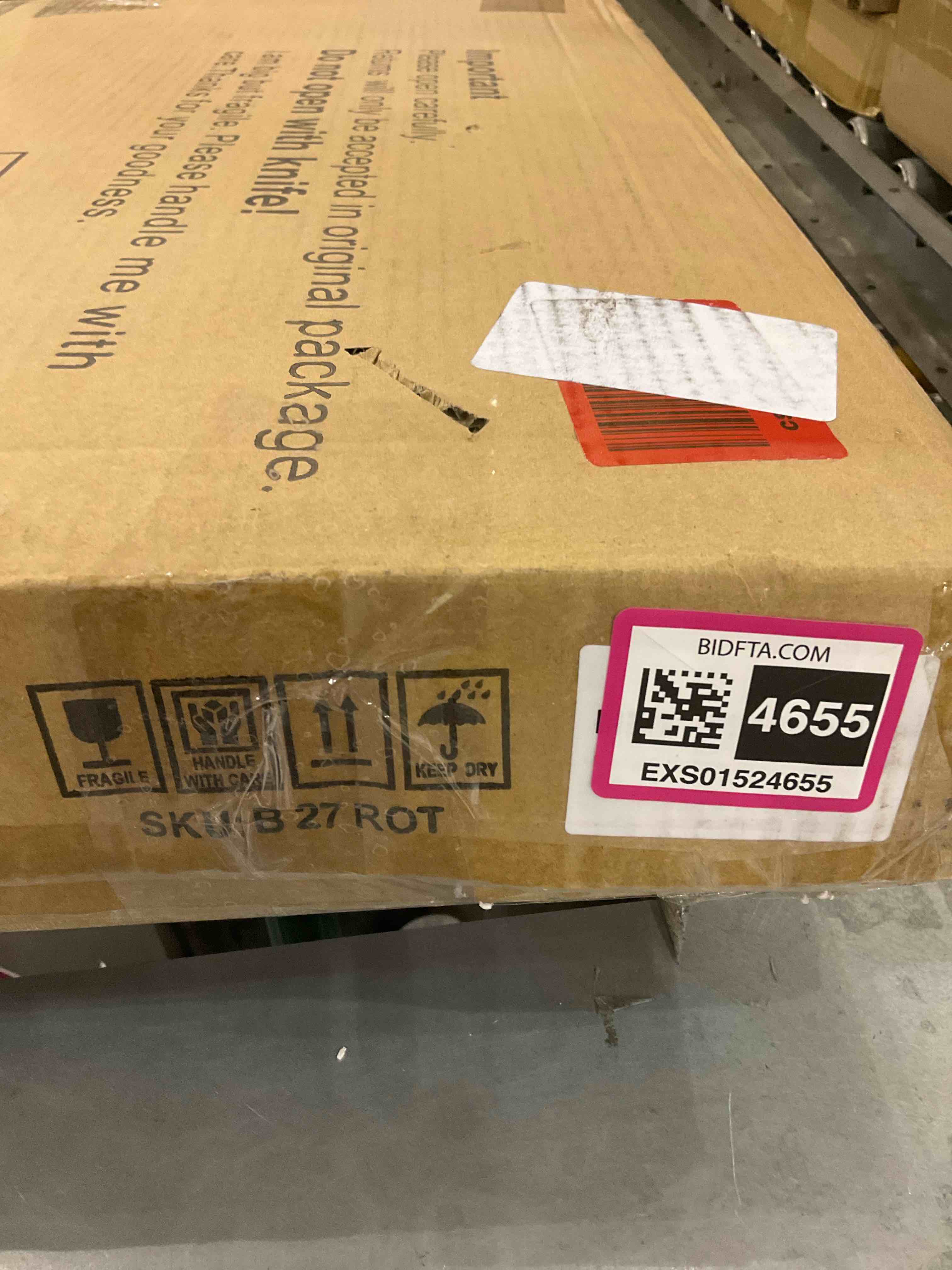 https://s3.amazonaws.com/lotting-images-prod/BargainHunt/EXS01524655_1715093135705.jpeg