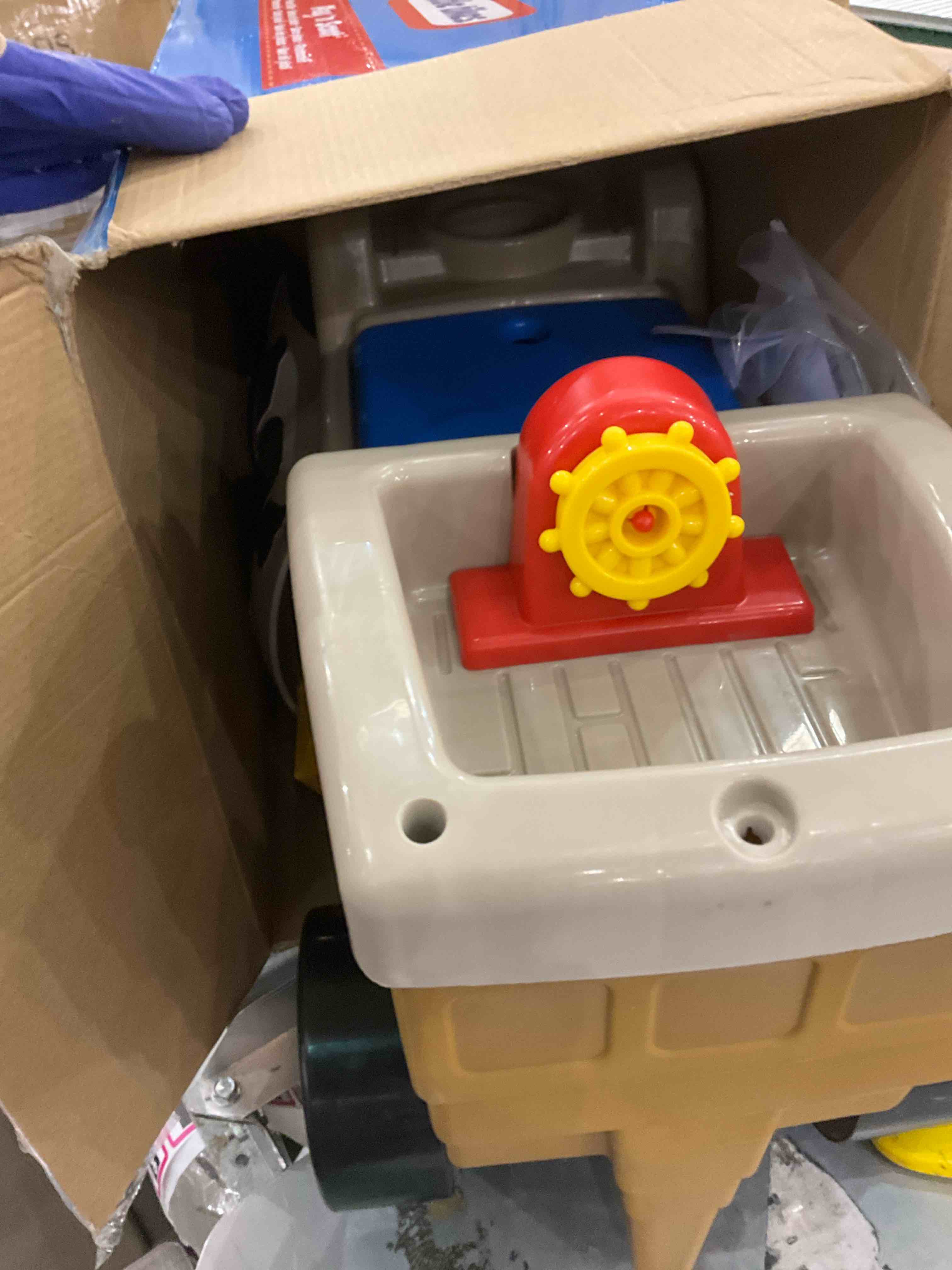https://s3.amazonaws.com/lotting-images-prod/BargainHunt/EXS01524706_1715100746984.jpeg