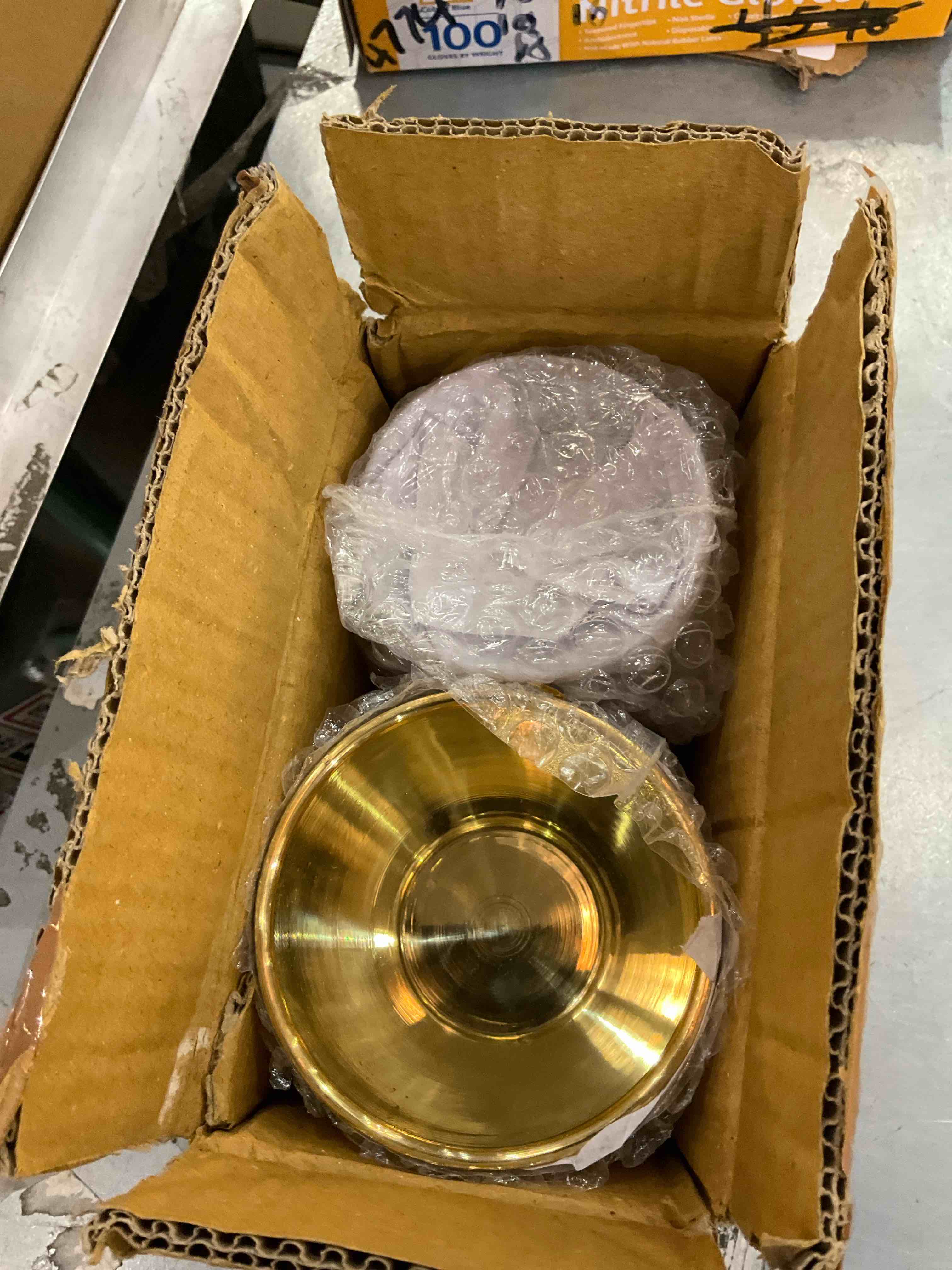 https://s3.amazonaws.com/lotting-images-prod/BargainHunt/EXS01524881_1715188363756.jpeg