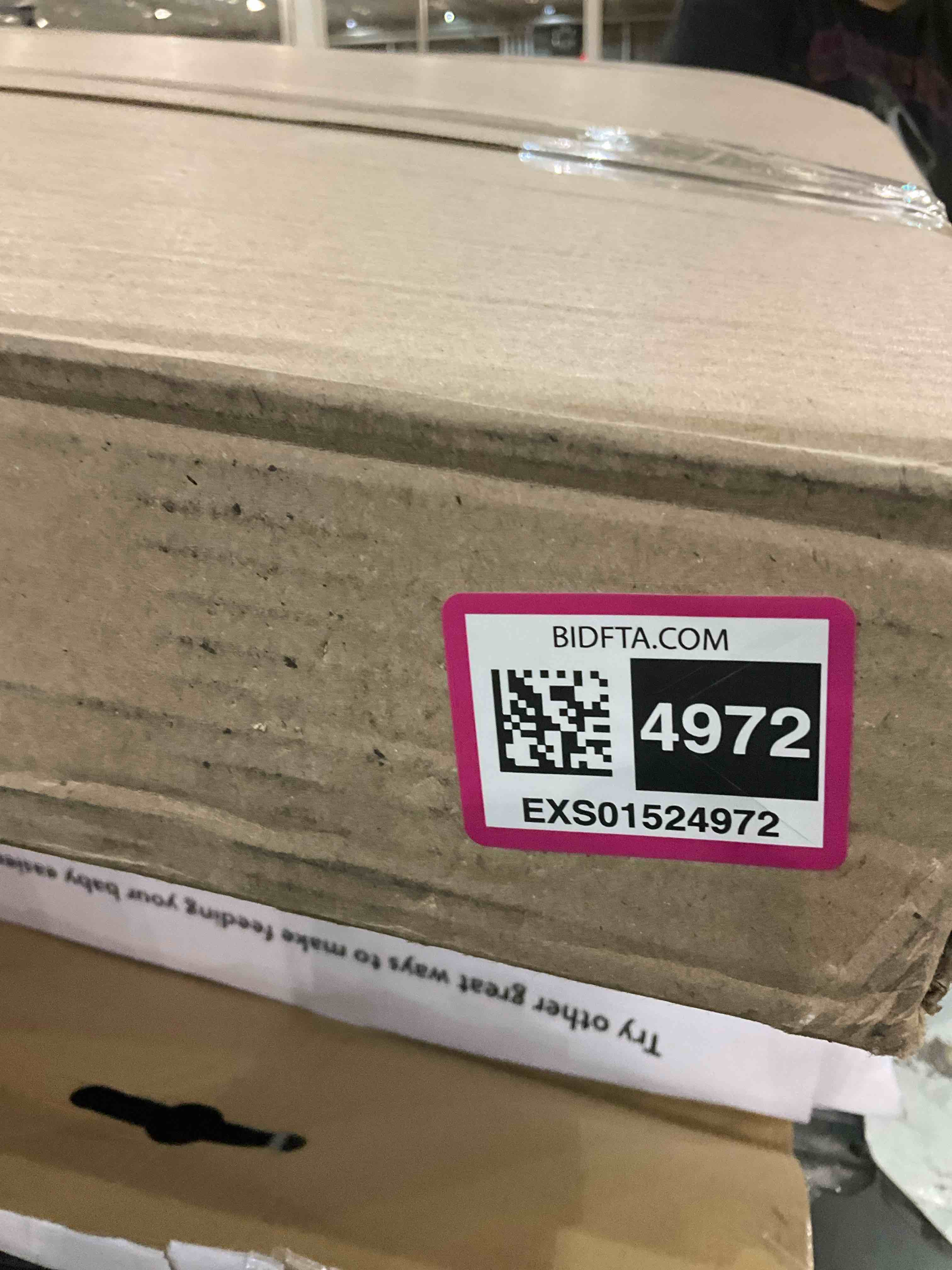 https://s3.amazonaws.com/lotting-images-prod/BargainHunt/EXS01524972_1715342185745.jpeg