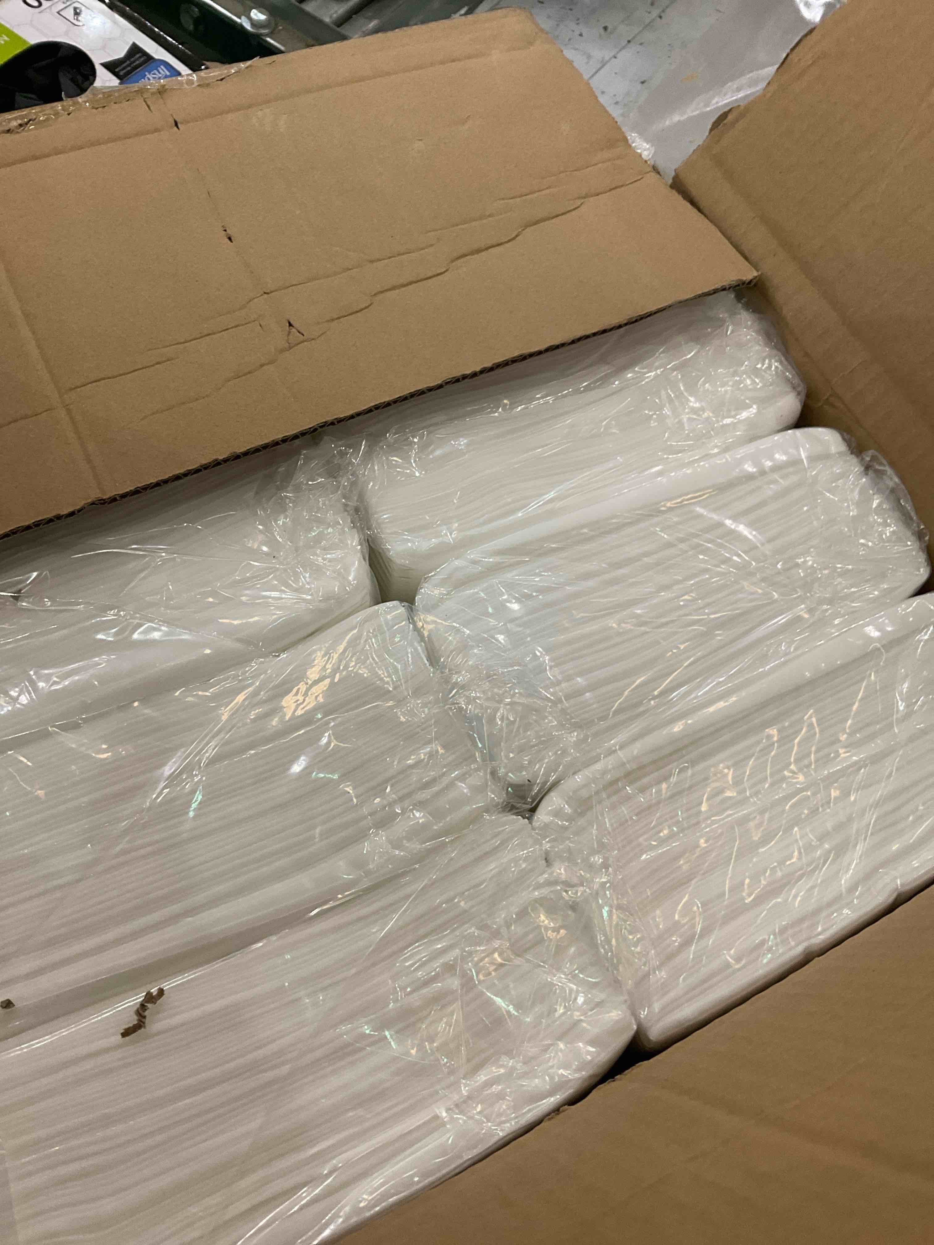 https://s3.amazonaws.com/lotting-images-prod/BargainHunt/EXS01525087_1713887025732.jpeg