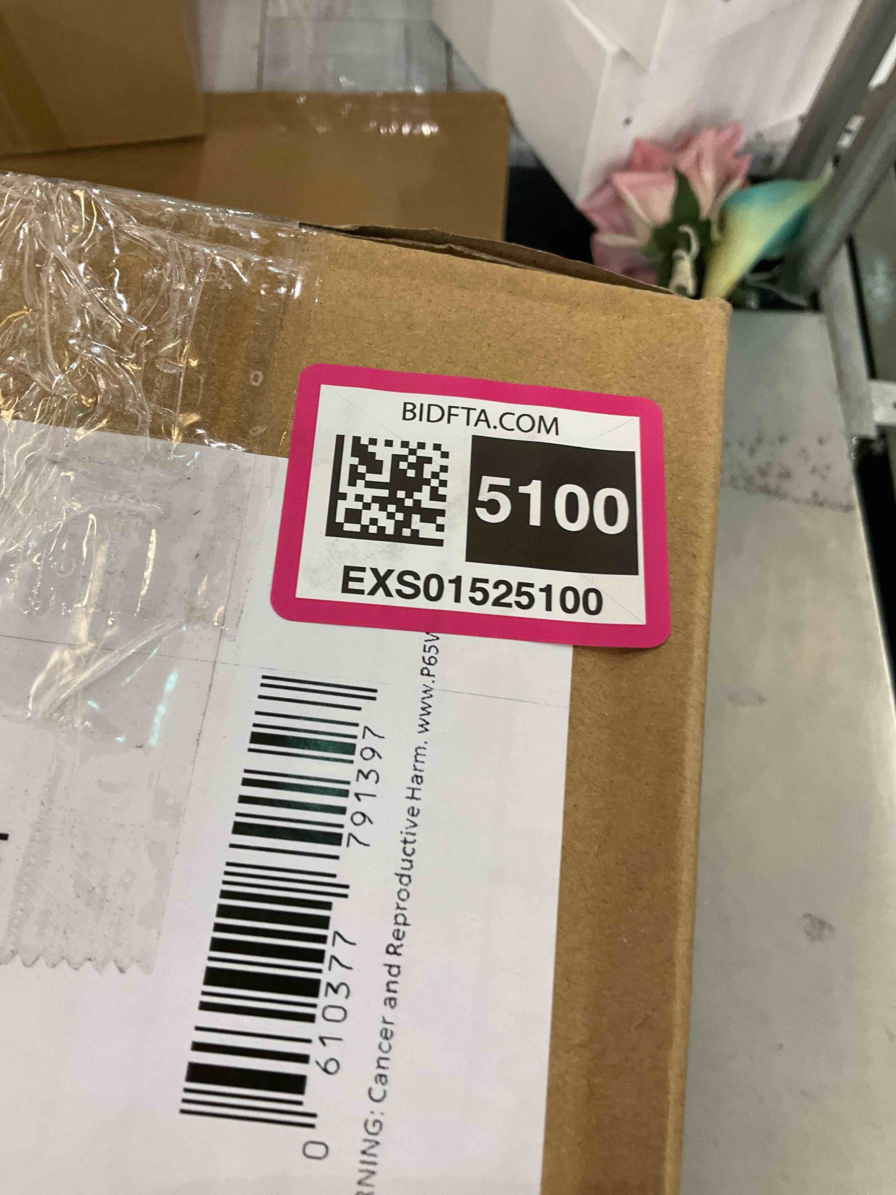 https://s3.amazonaws.com/lotting-images-prod/BargainHunt/EXS01525100_1713893221576.jpeg