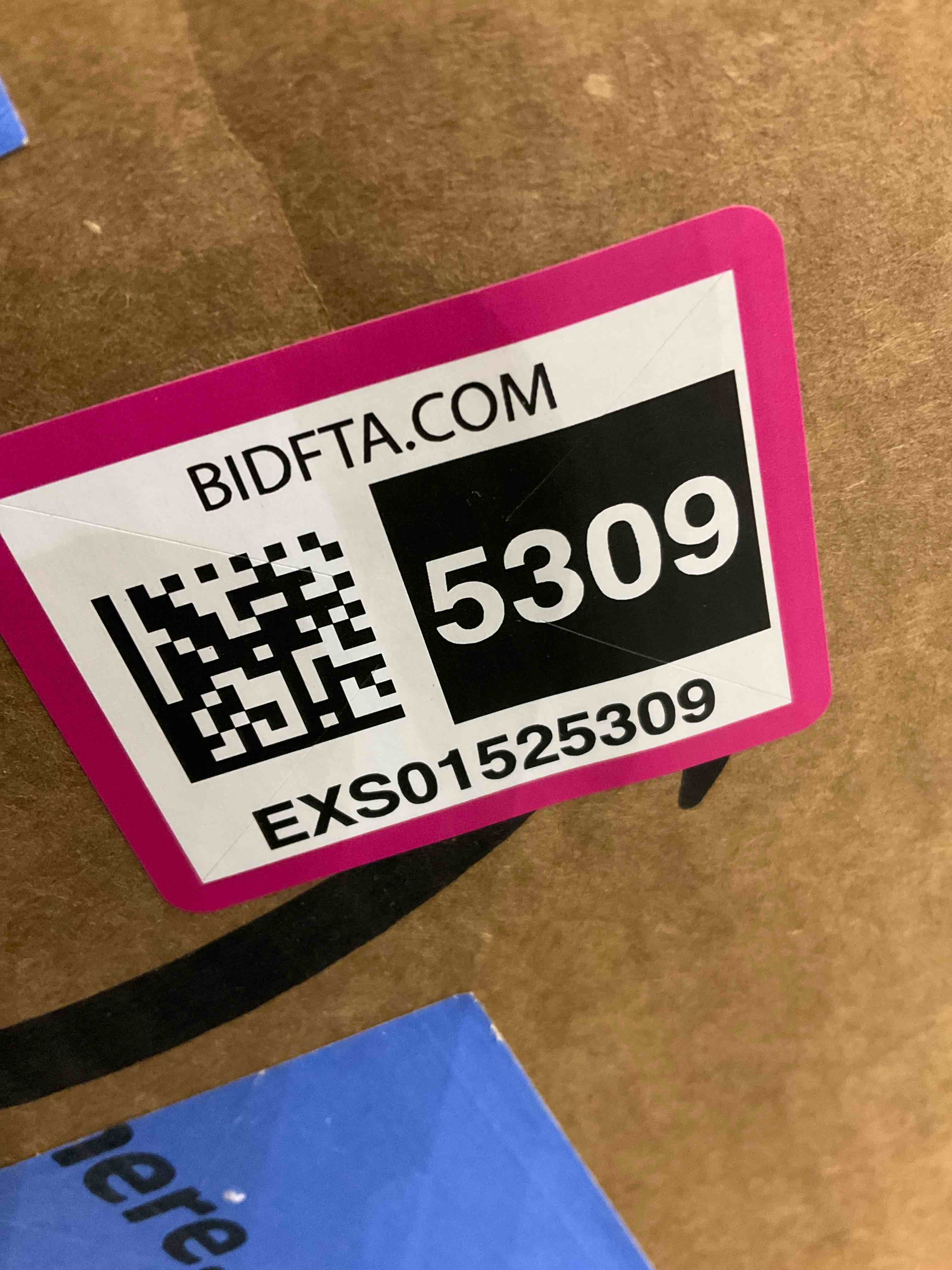 https://s3.amazonaws.com/lotting-images-prod/BargainHunt/EXS01525309_1714047372232.jpeg