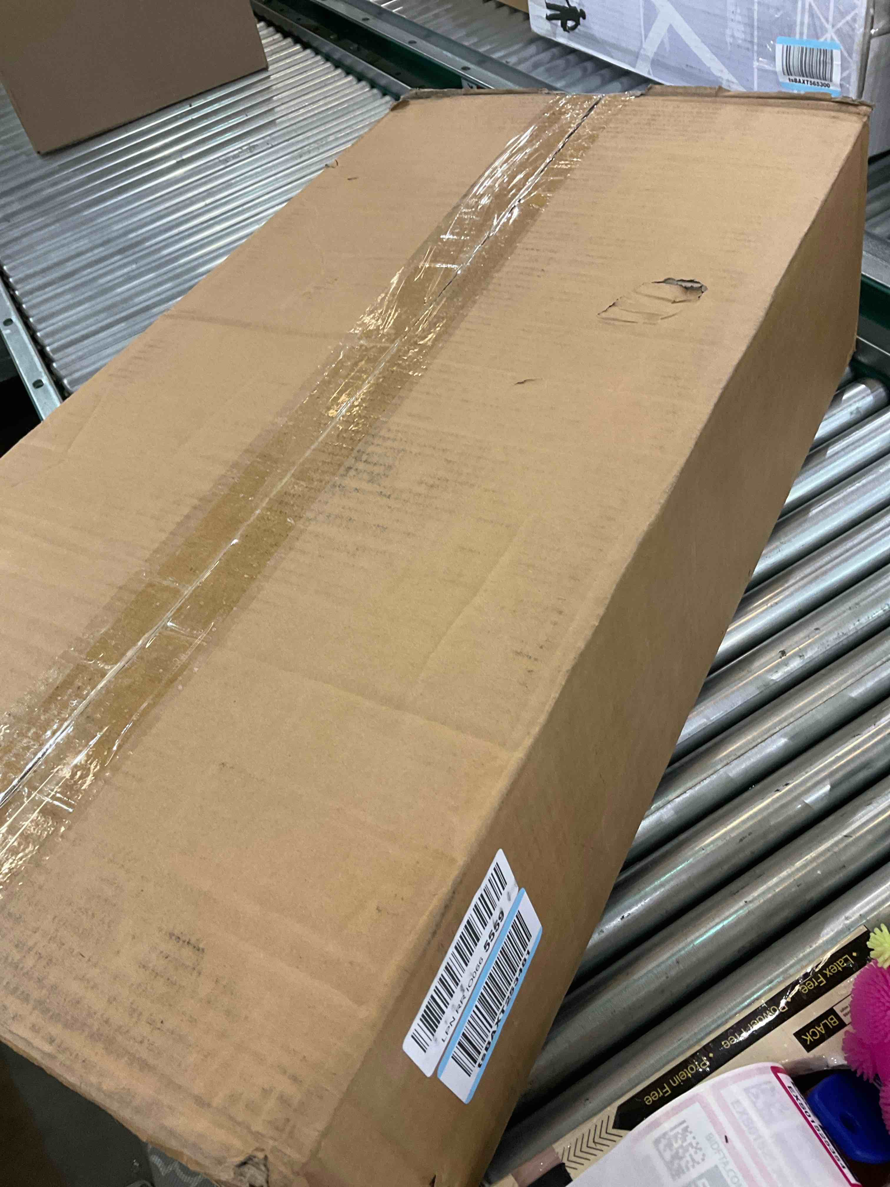 https://s3.amazonaws.com/lotting-images-prod/BargainHunt/EXS01525353_1714056181270.jpeg