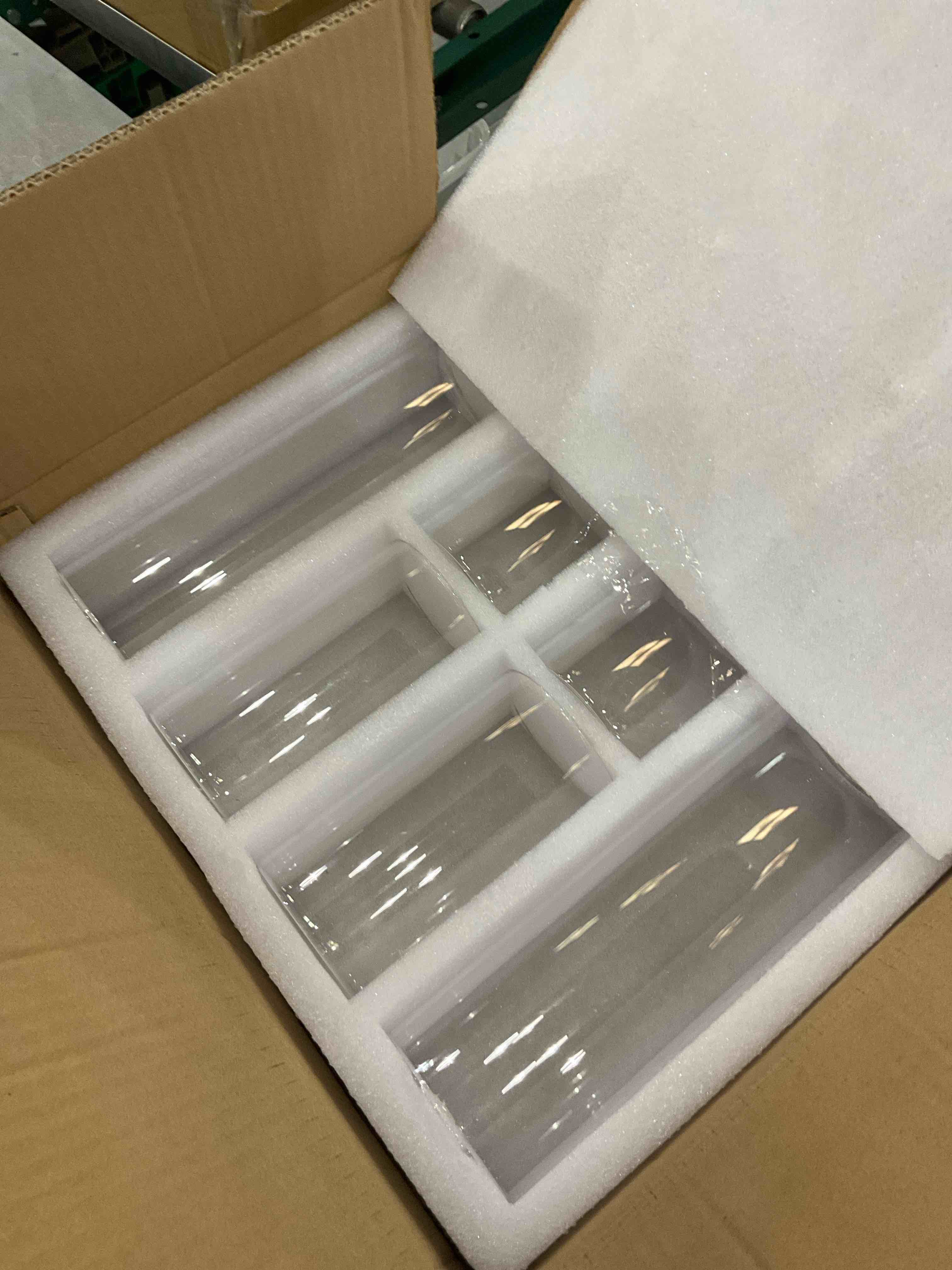 https://s3.amazonaws.com/lotting-images-prod/BargainHunt/EXS01525581_1715355307228.jpeg