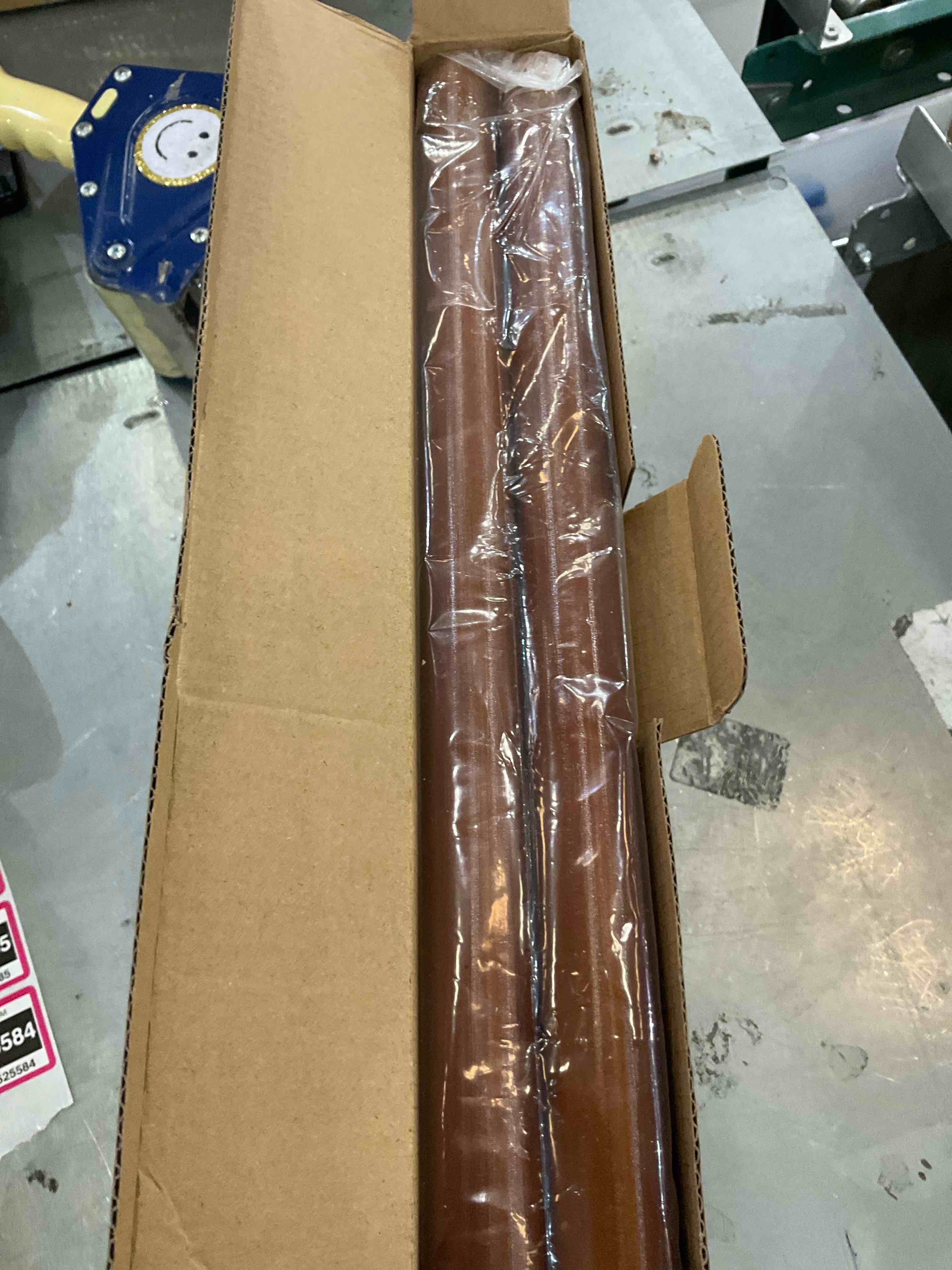 https://s3.amazonaws.com/lotting-images-prod/BargainHunt/EXS01525584_1715355591944.jpeg