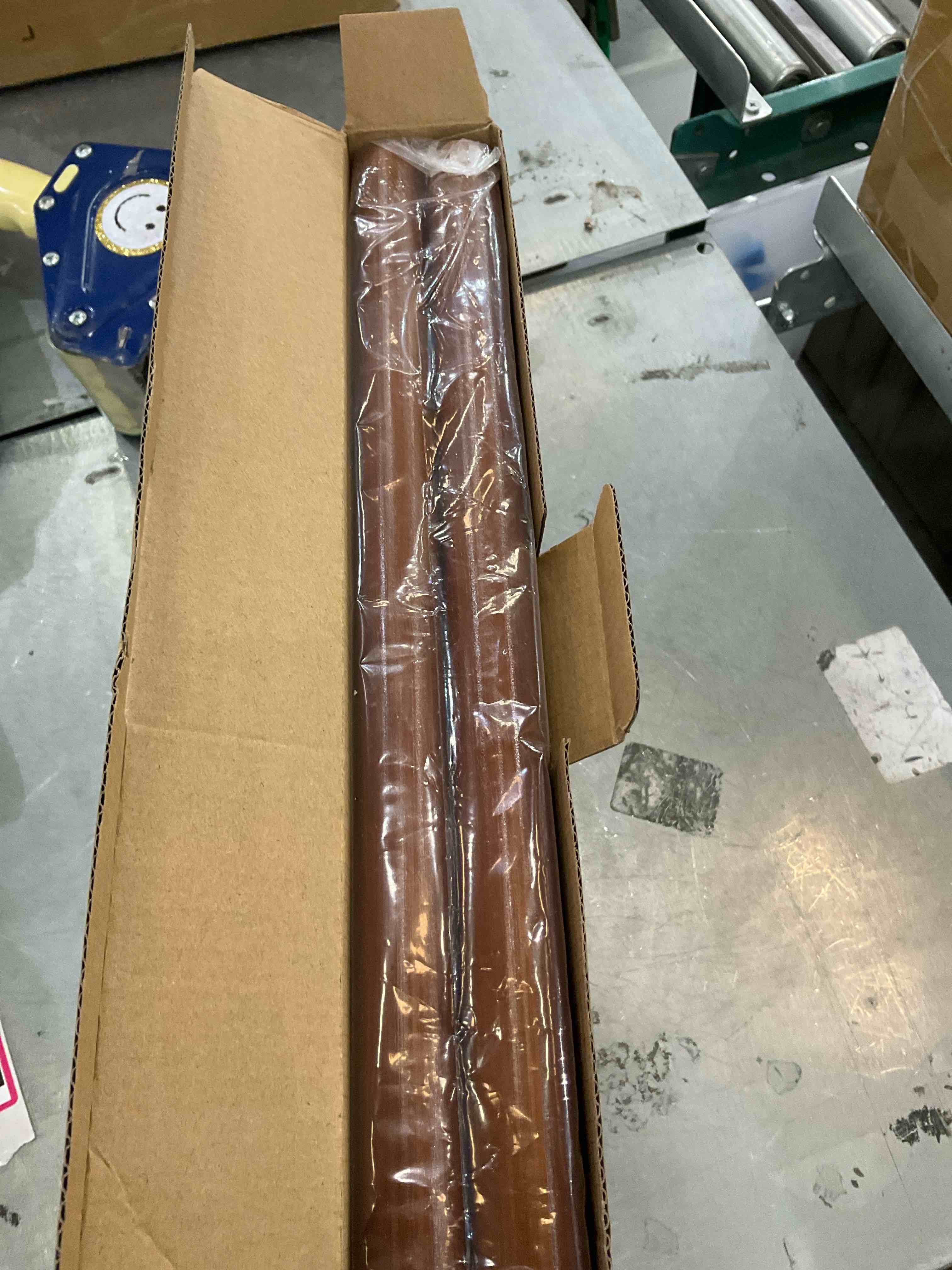 https://s3.amazonaws.com/lotting-images-prod/BargainHunt/EXS01525584_1715355593572.jpeg