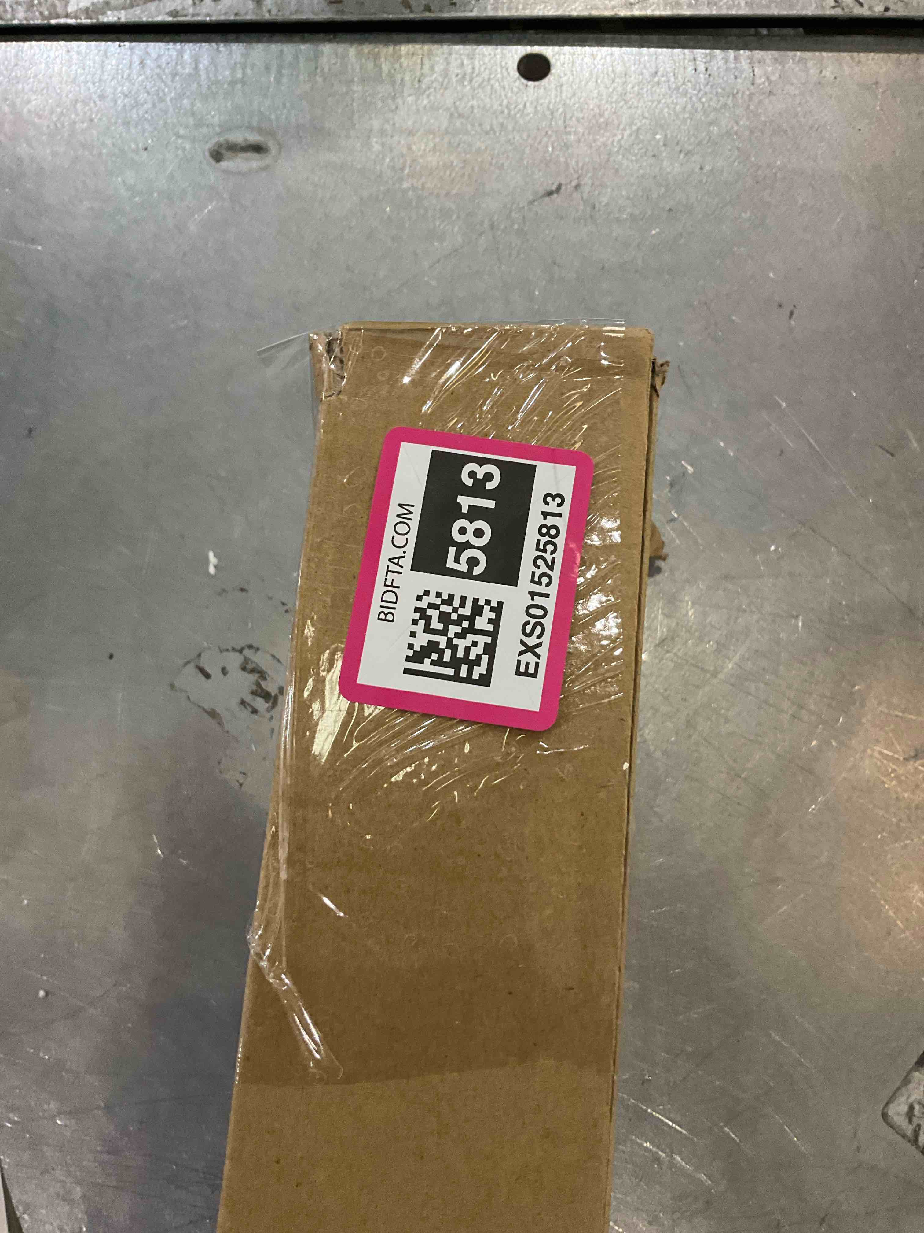 https://s3.amazonaws.com/lotting-images-prod/BargainHunt/EXS01525813_1715610749265.jpeg