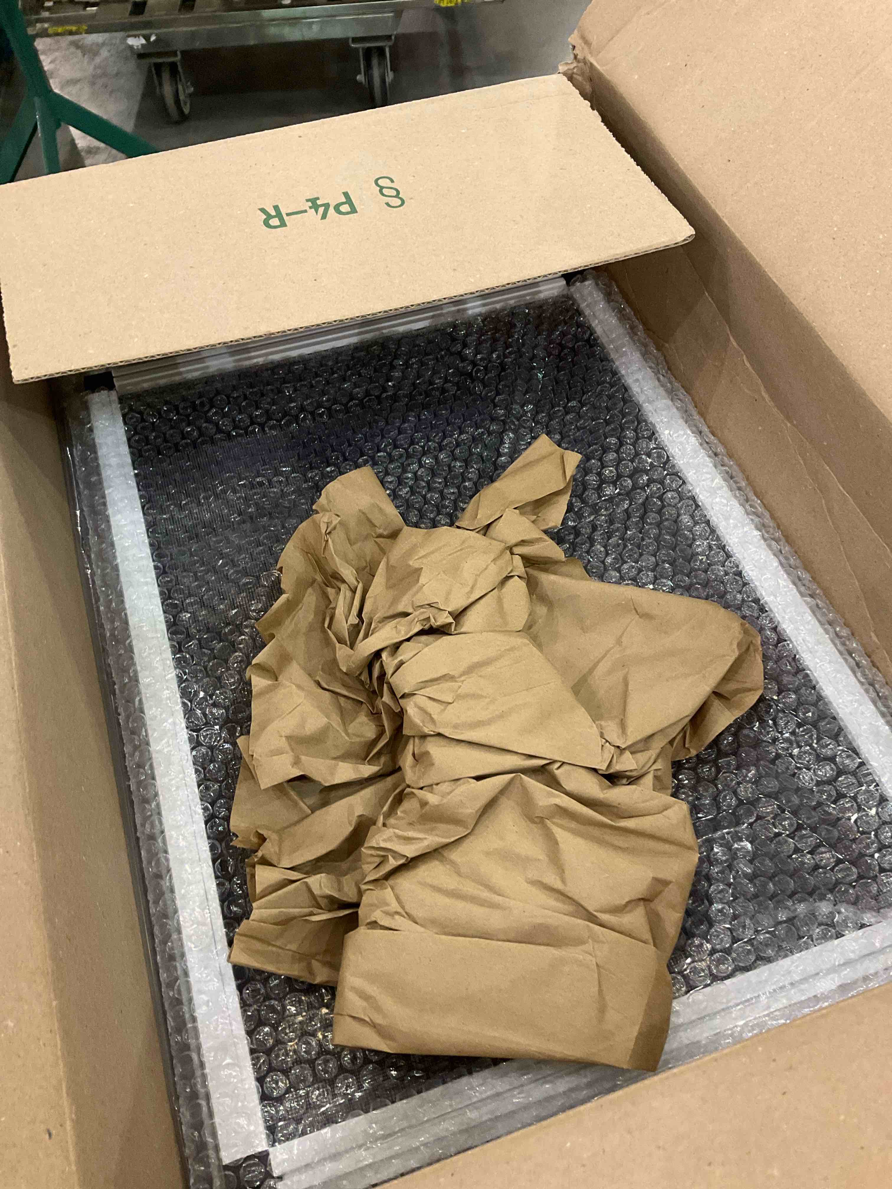 https://s3.amazonaws.com/lotting-images-prod/BargainHunt/EXS01525904_1715622367830.jpeg