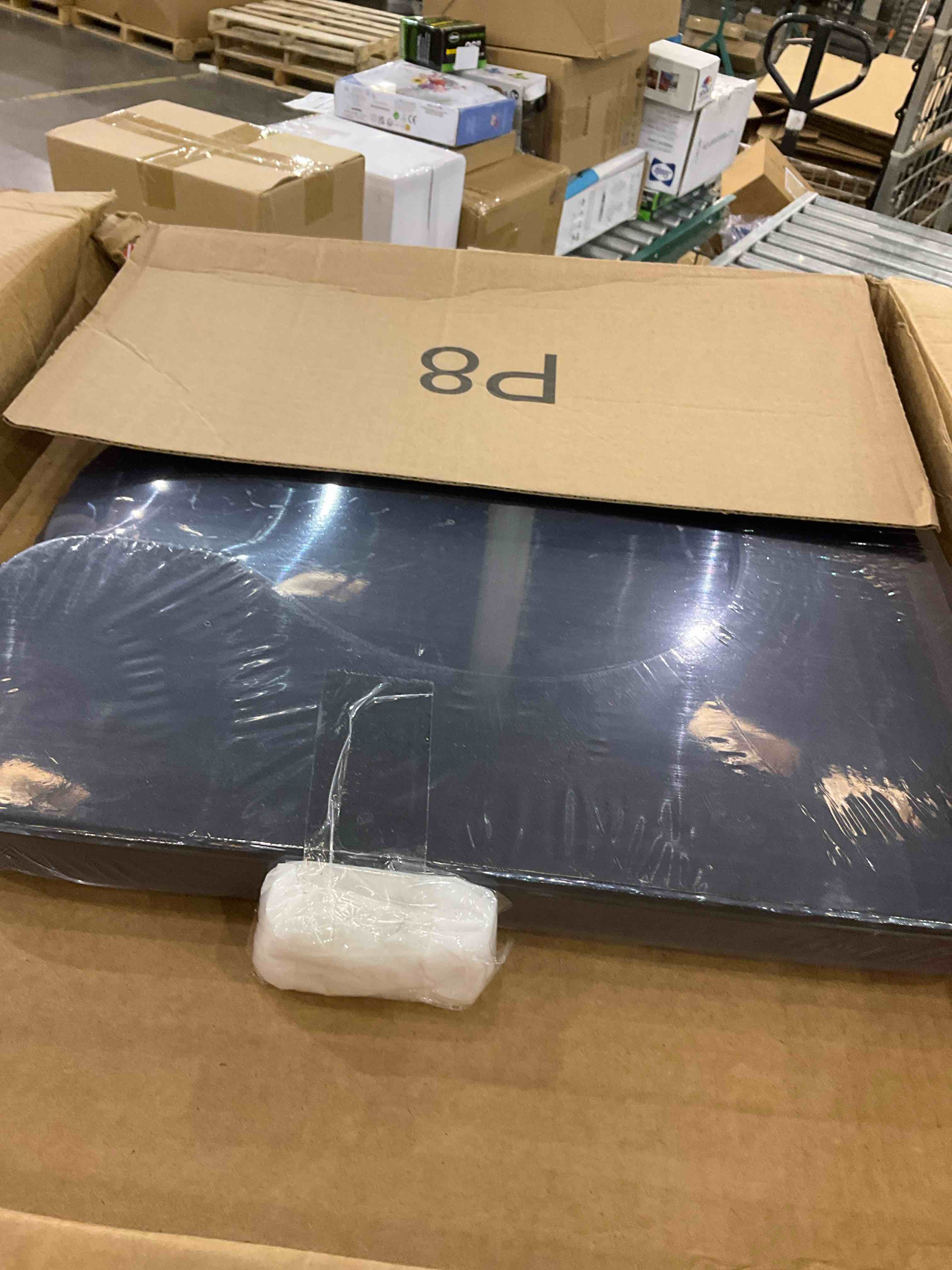 https://s3.amazonaws.com/lotting-images-prod/BargainHunt/EXS01525923_1715626921062.jpeg