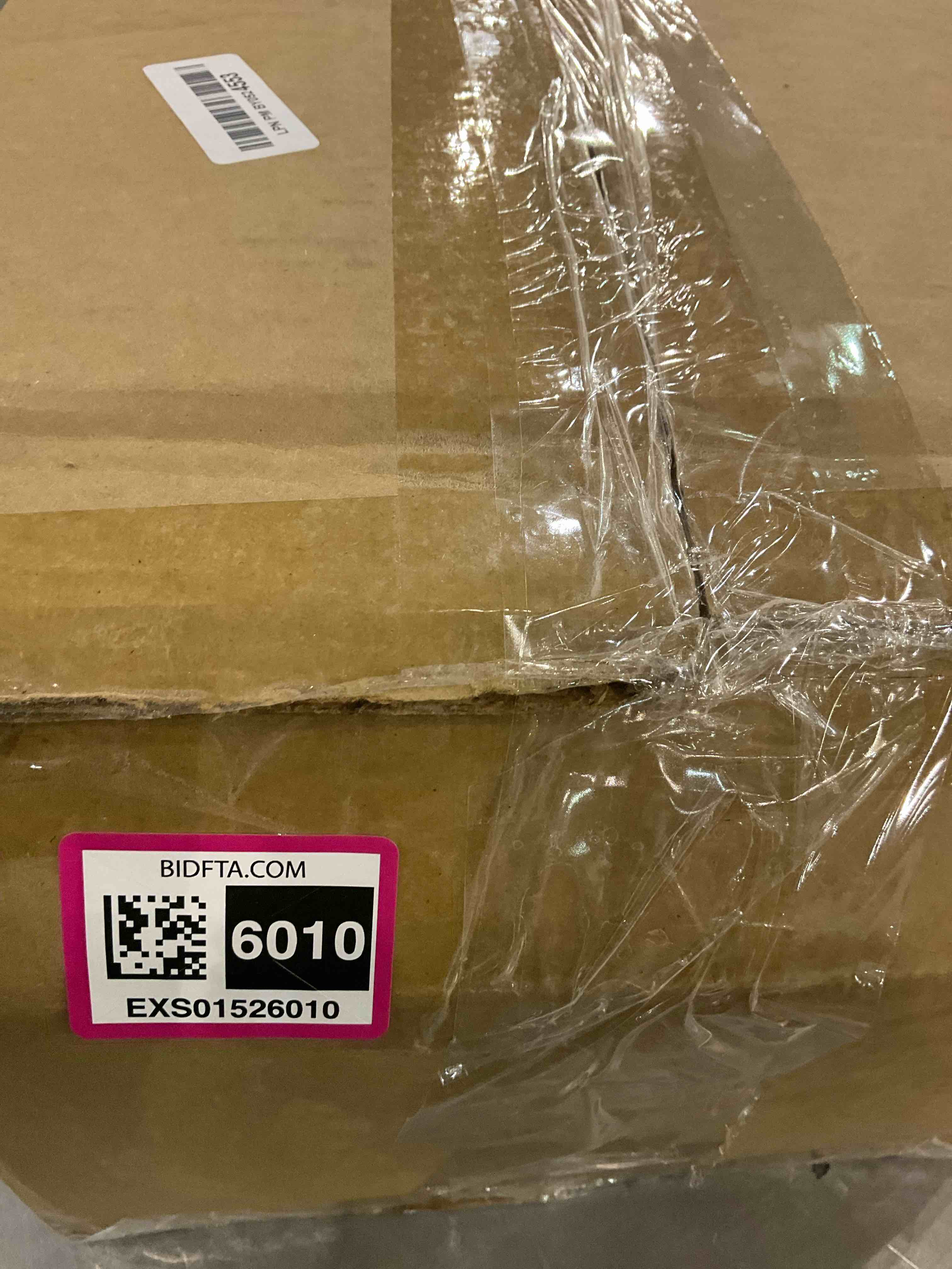 https://s3.amazonaws.com/lotting-images-prod/BargainHunt/EXS01526010_1713784863540.jpeg