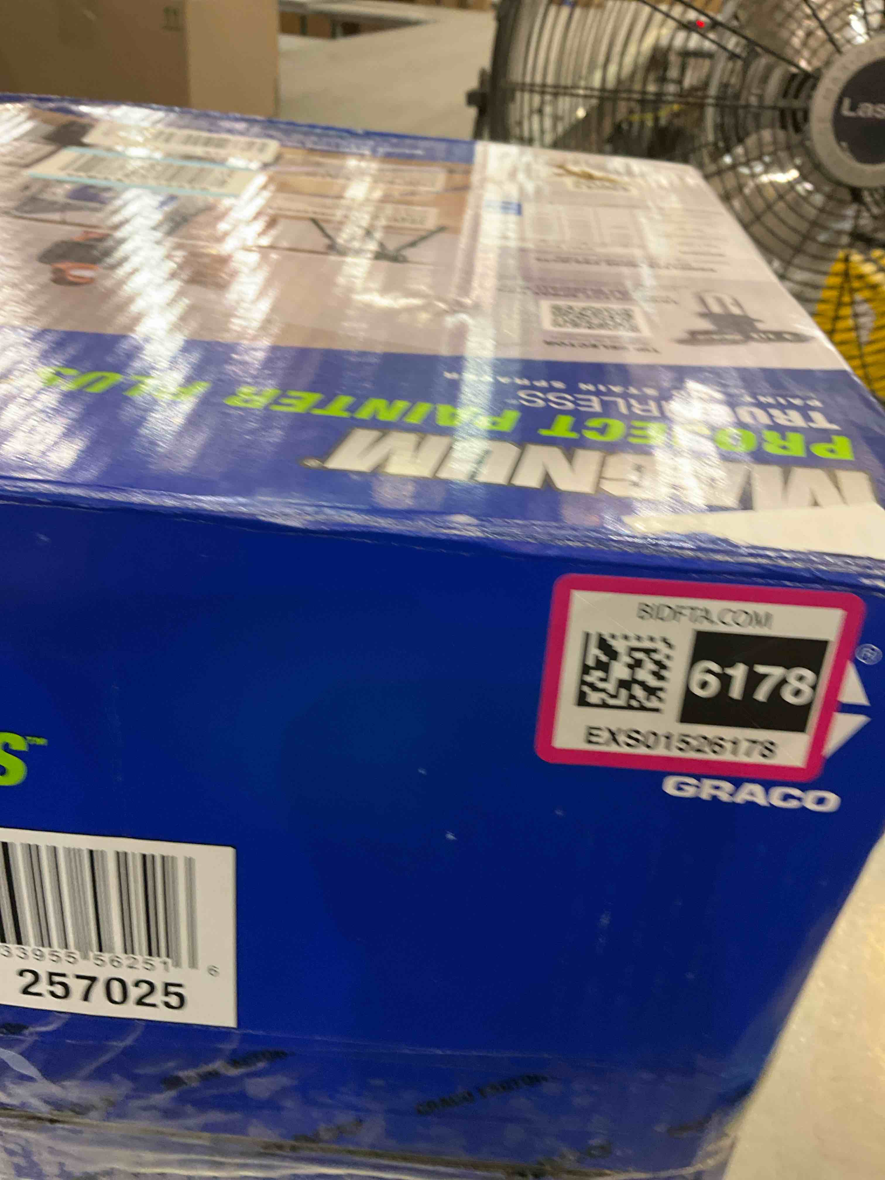 https://s3.amazonaws.com/lotting-images-prod/BargainHunt/EXS01526178_1713799724137.jpeg