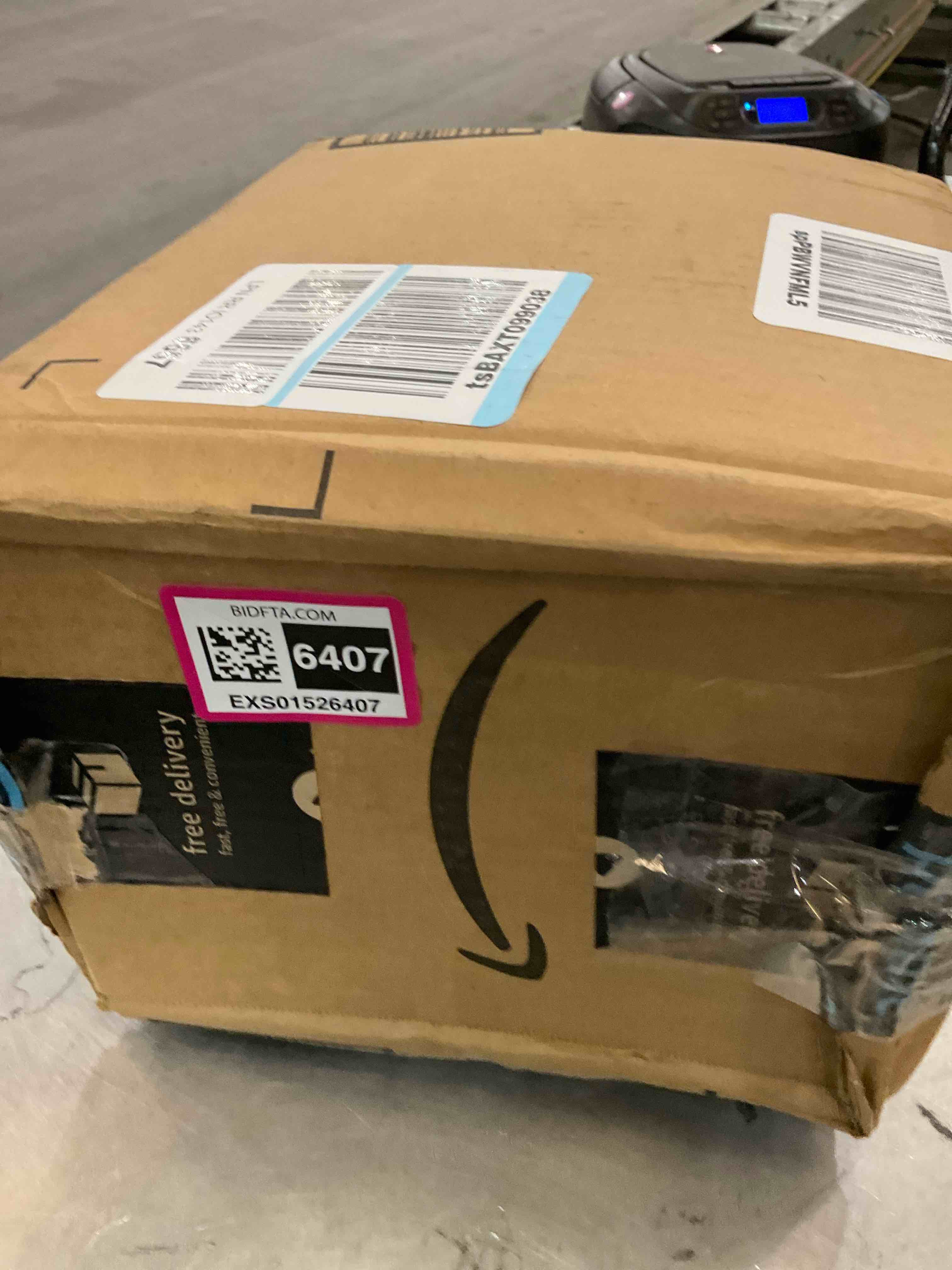 https://s3.amazonaws.com/lotting-images-prod/BargainHunt/EXS01526407_1713884791687.jpeg