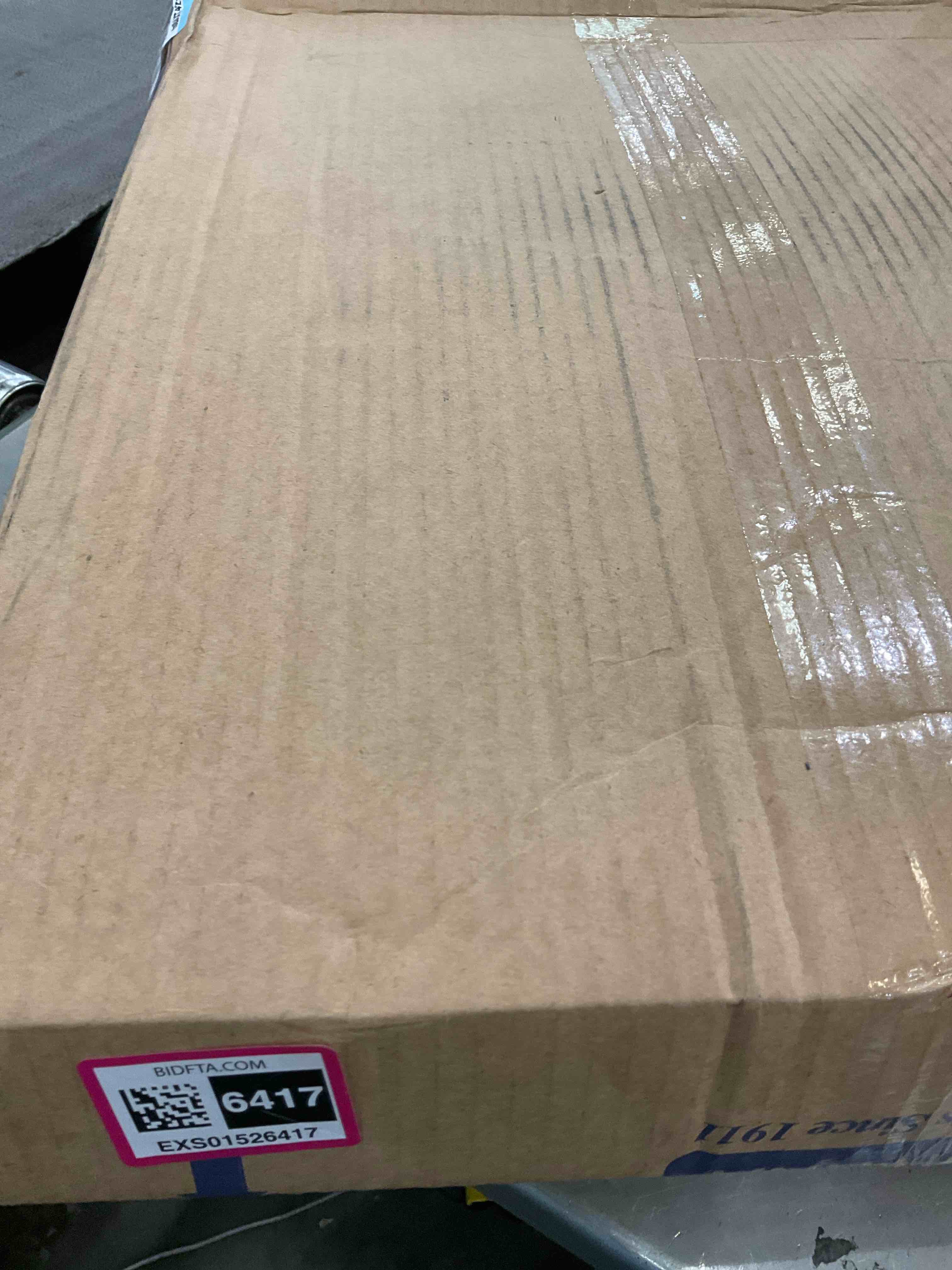 https://s3.amazonaws.com/lotting-images-prod/BargainHunt/EXS01526417_1713885444492.jpeg