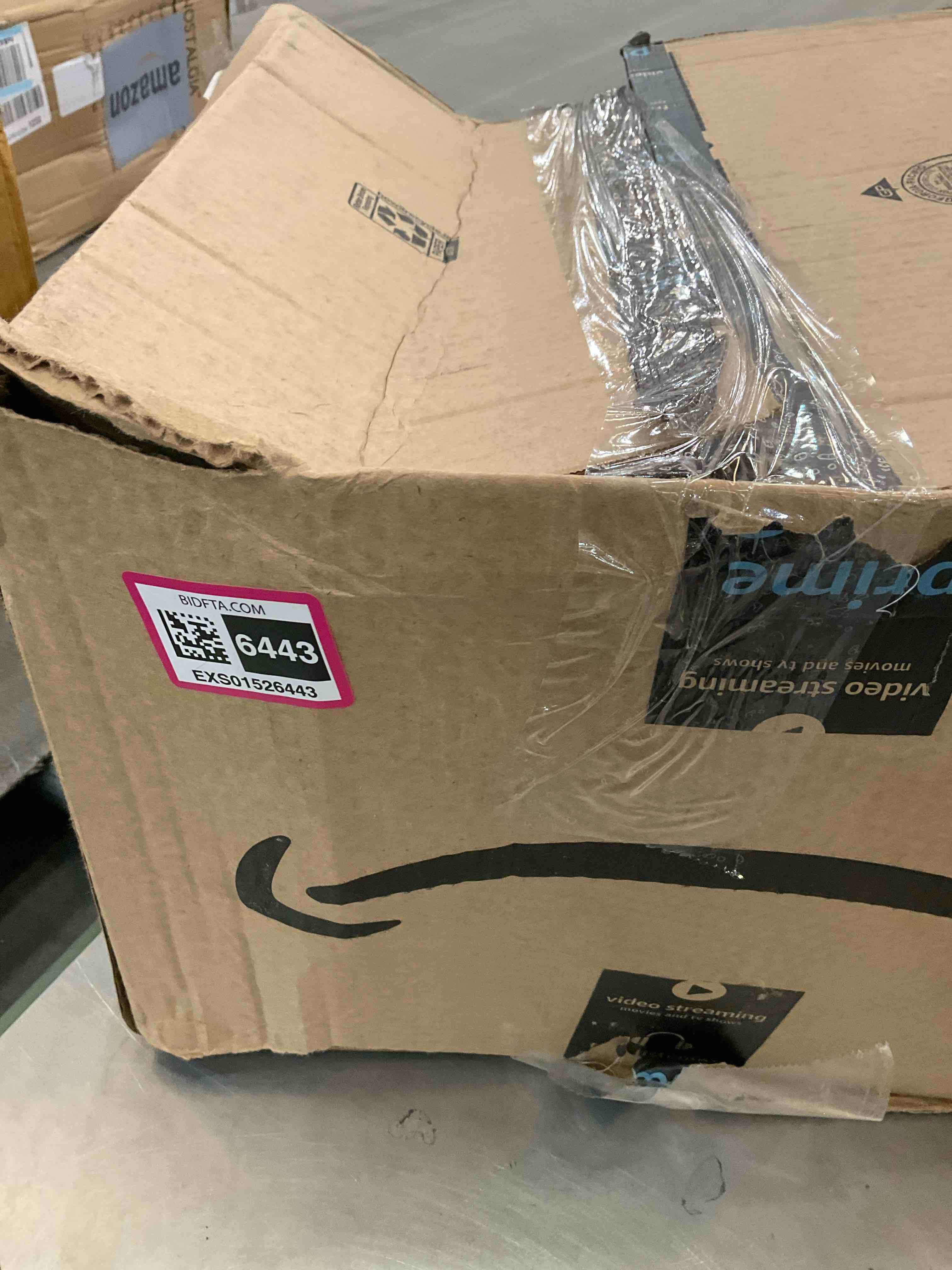https://s3.amazonaws.com/lotting-images-prod/BargainHunt/EXS01526443_1713890509674.jpeg