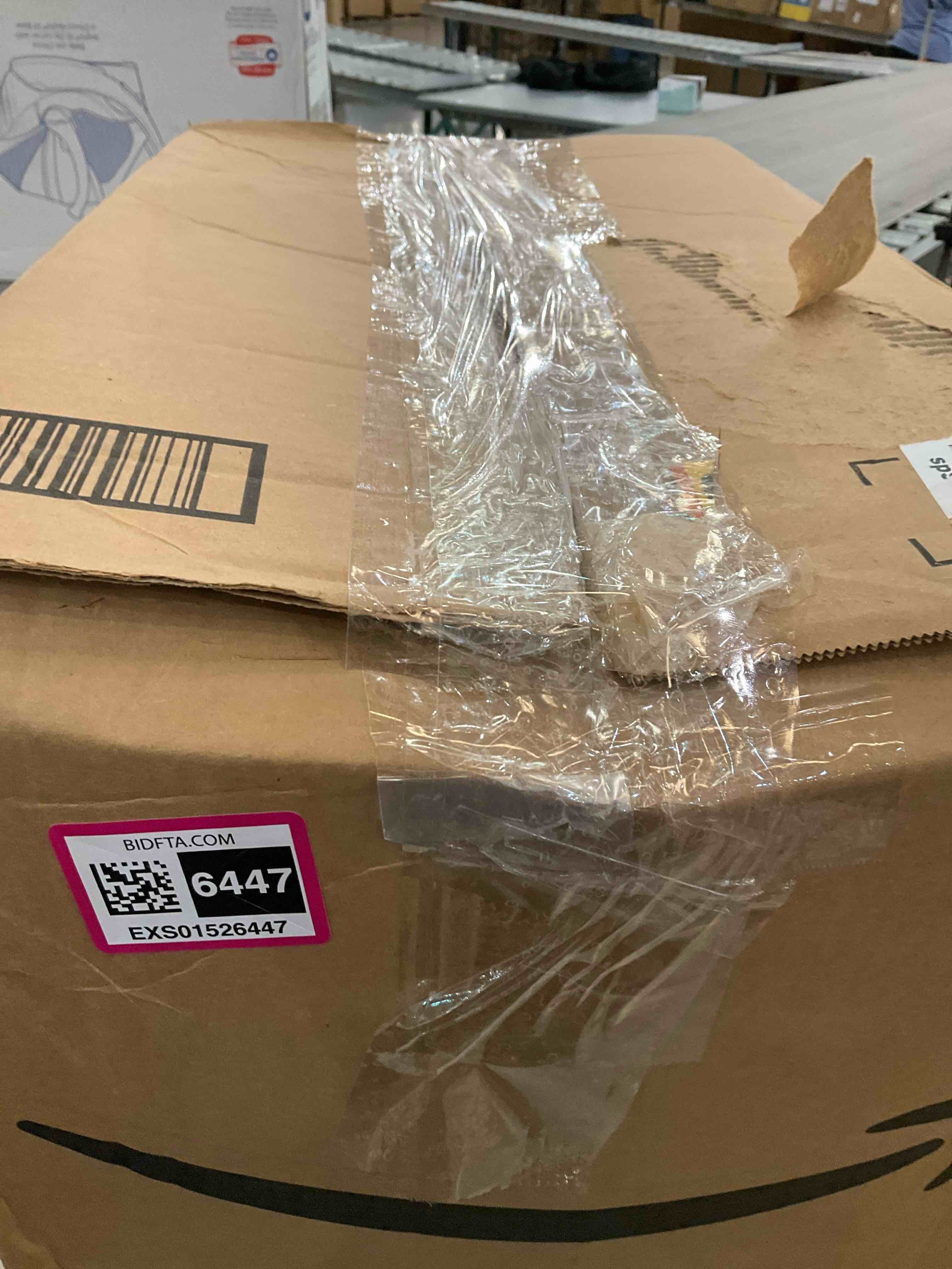 https://s3.amazonaws.com/lotting-images-prod/BargainHunt/EXS01526447_1713890764201.jpeg