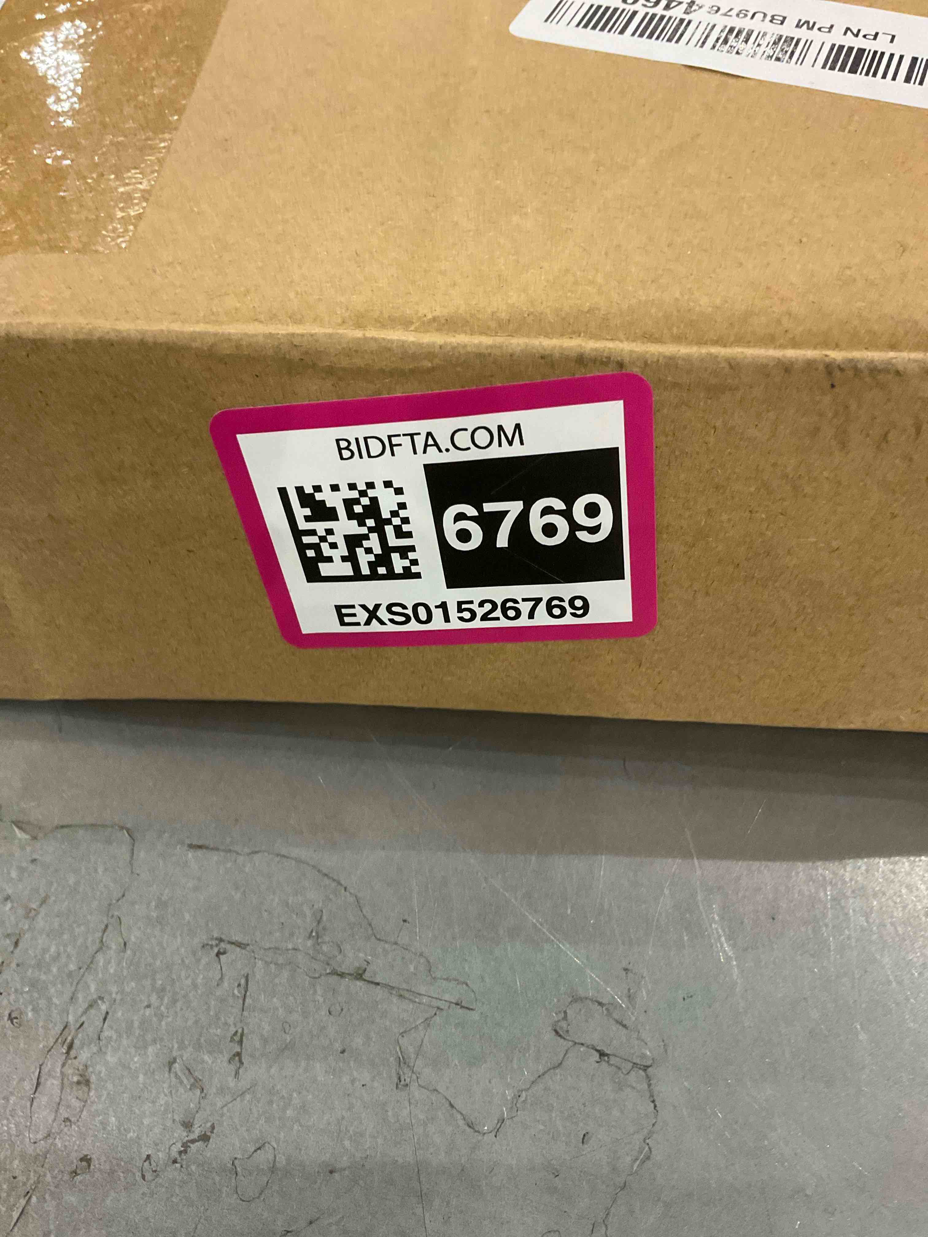 https://s3.amazonaws.com/lotting-images-prod/BargainHunt/EXS01526769_1714395035799.jpeg