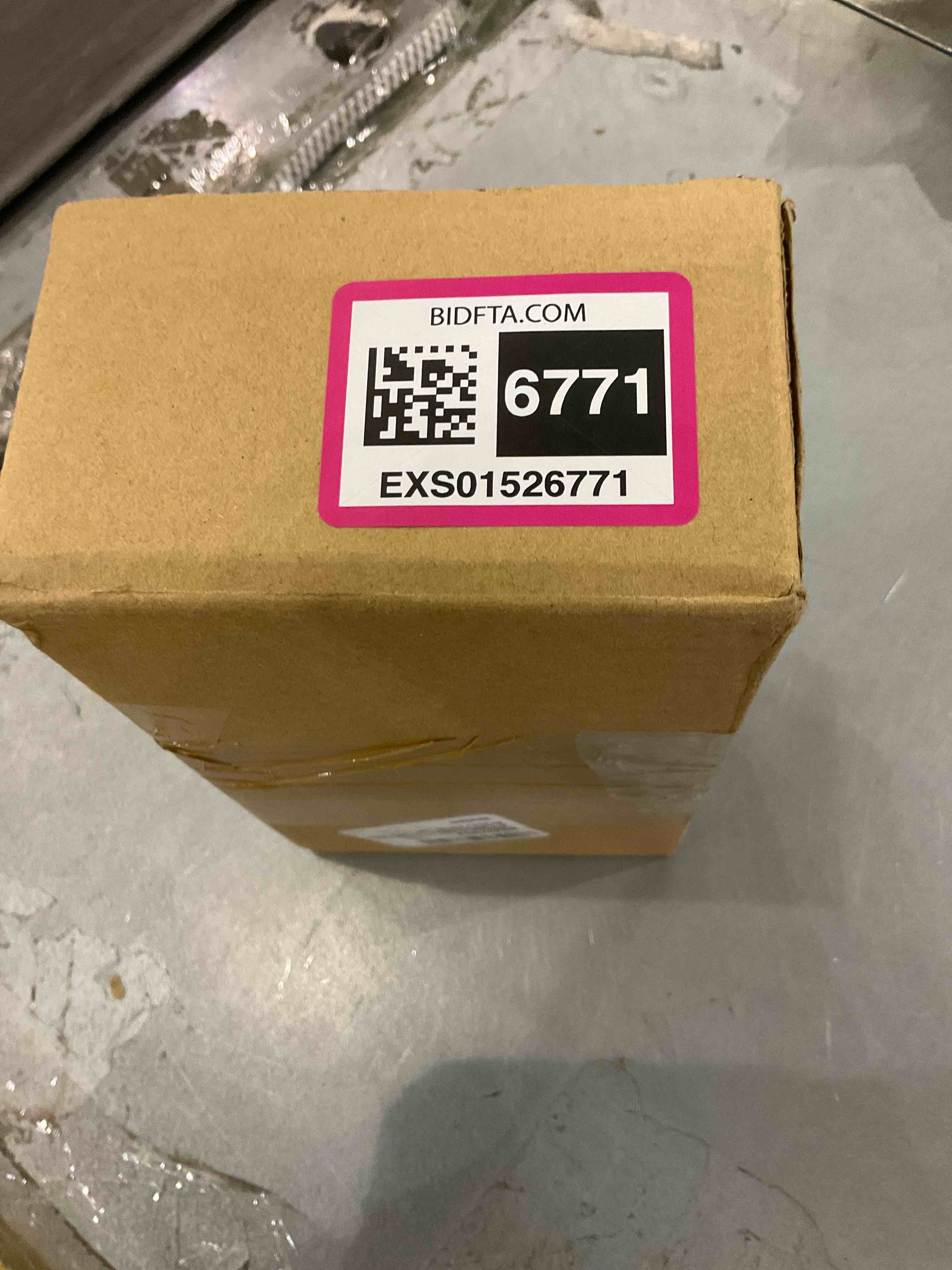 https://s3.amazonaws.com/lotting-images-prod/BargainHunt/EXS01526771_1714394887392.jpeg