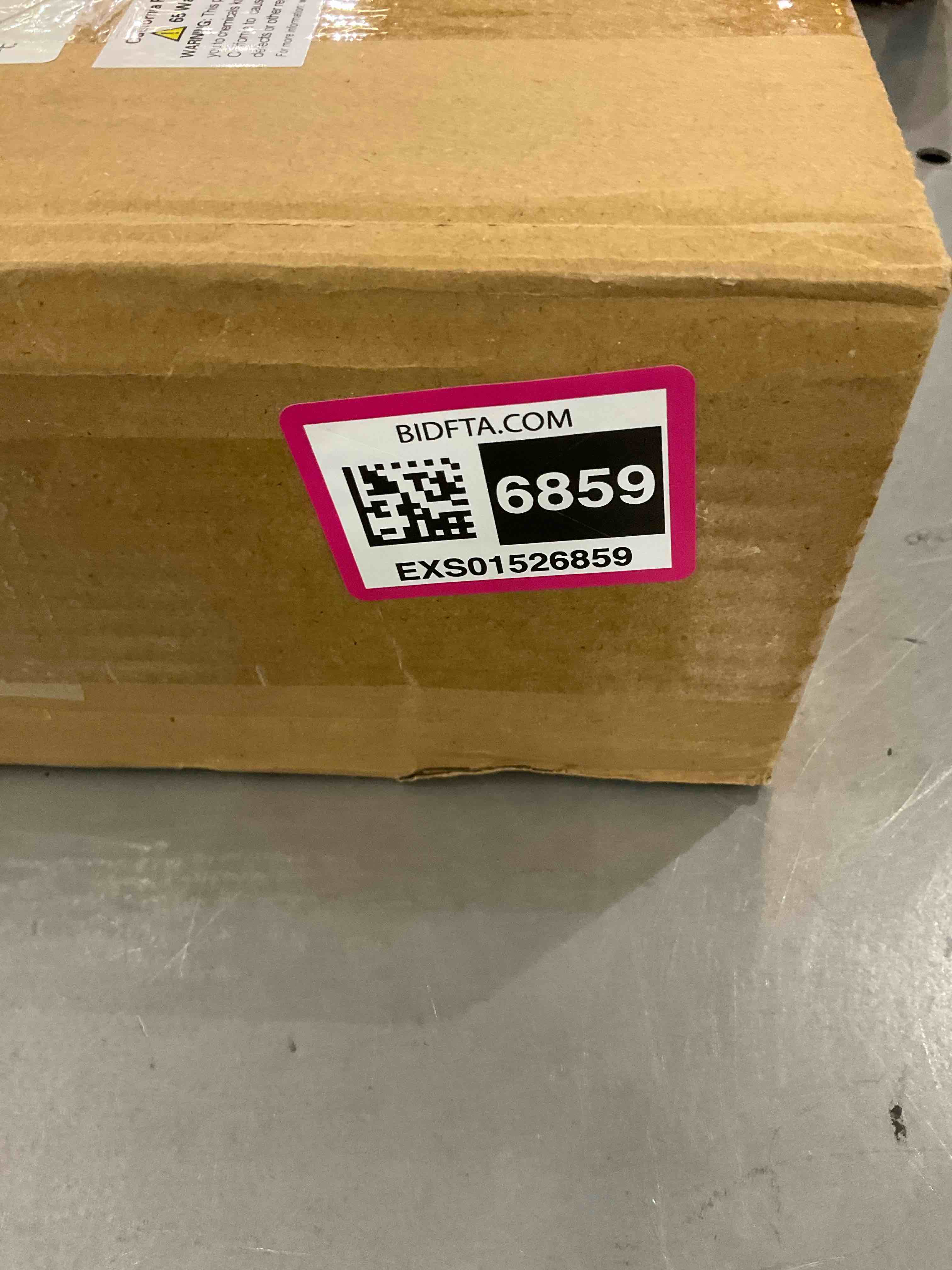 https://s3.amazonaws.com/lotting-images-prod/BargainHunt/EXS01526859_1714411460304.jpeg