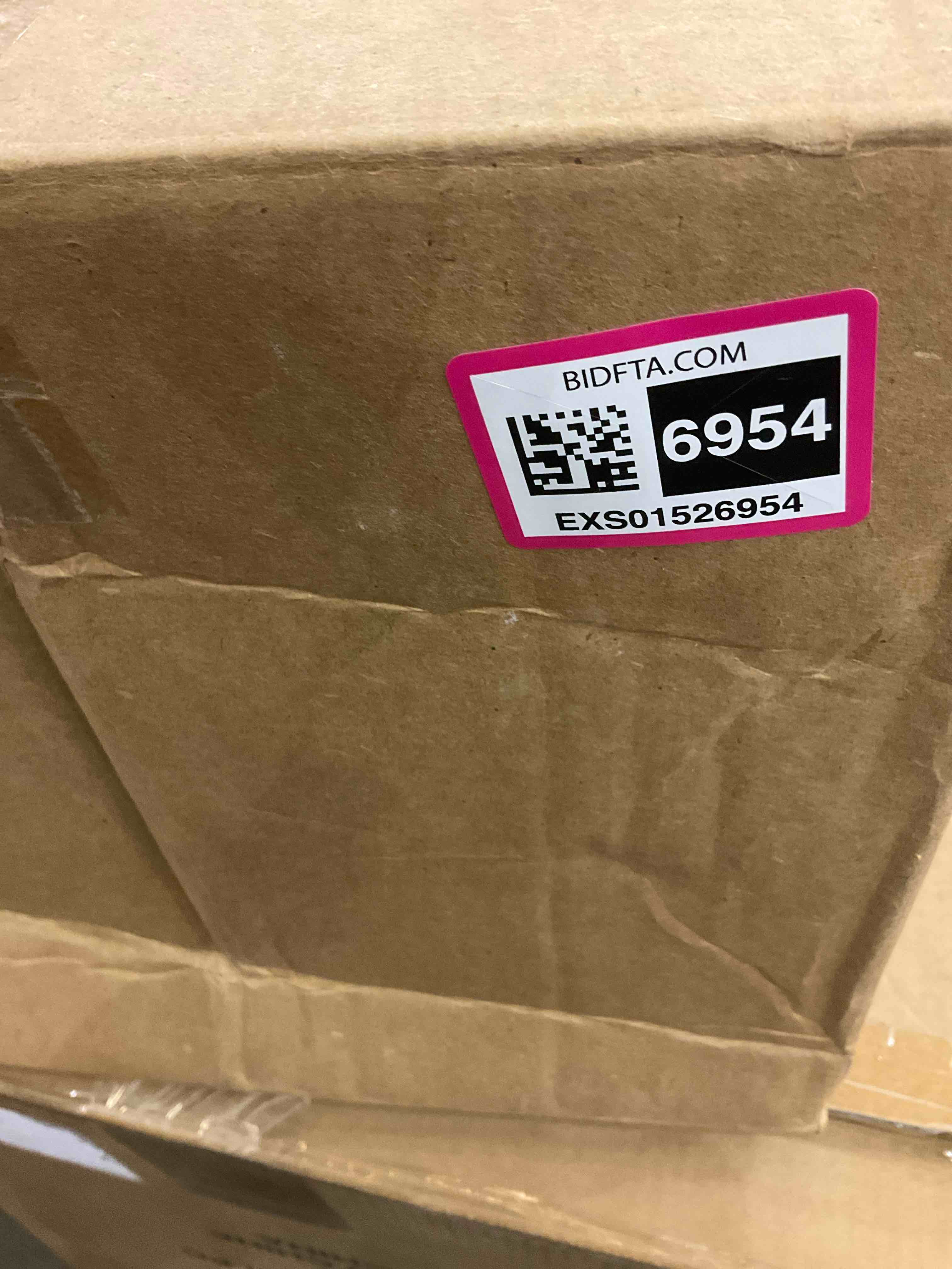 https://s3.amazonaws.com/lotting-images-prod/BargainHunt/EXS01526954_1714486237371.jpeg