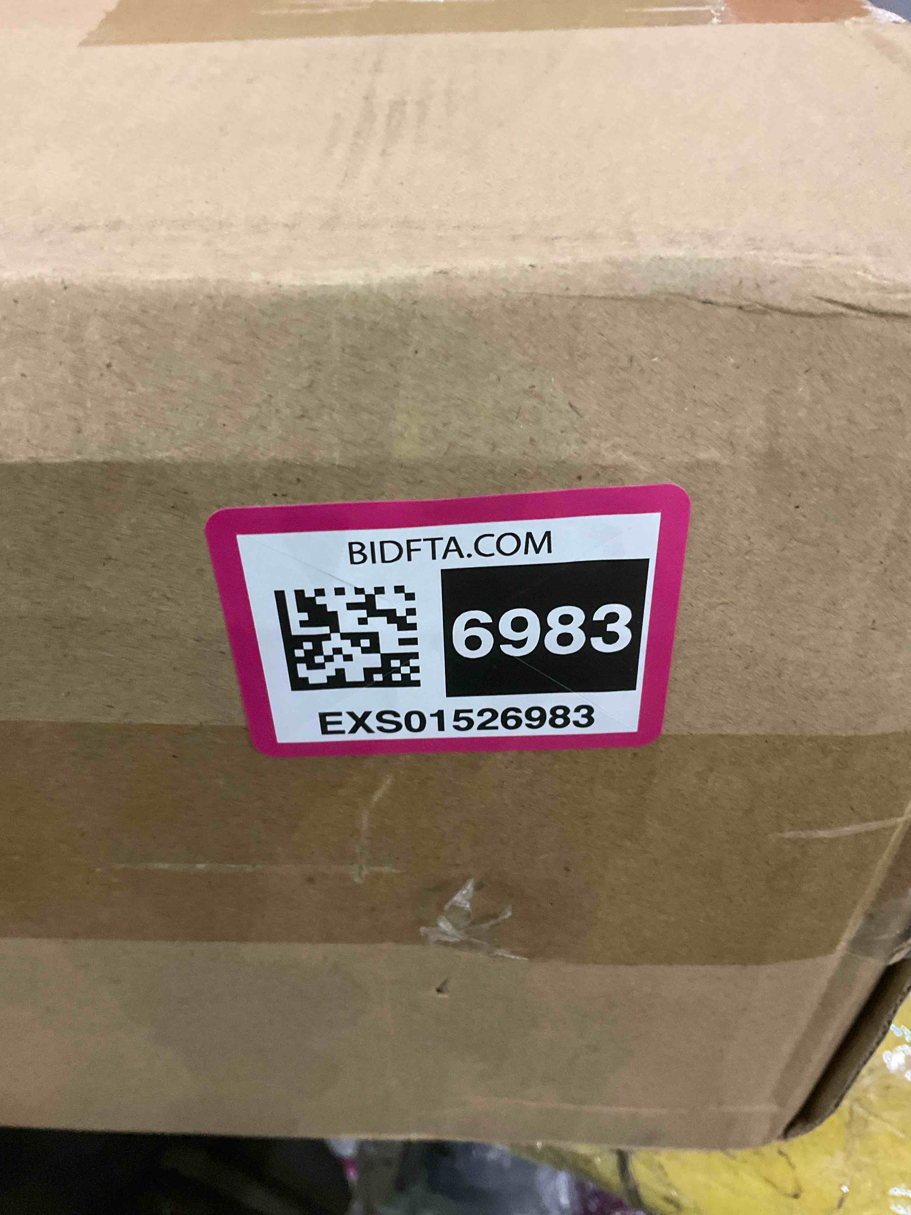 https://s3.amazonaws.com/lotting-images-prod/BargainHunt/EXS01526983_1714490920150.jpeg