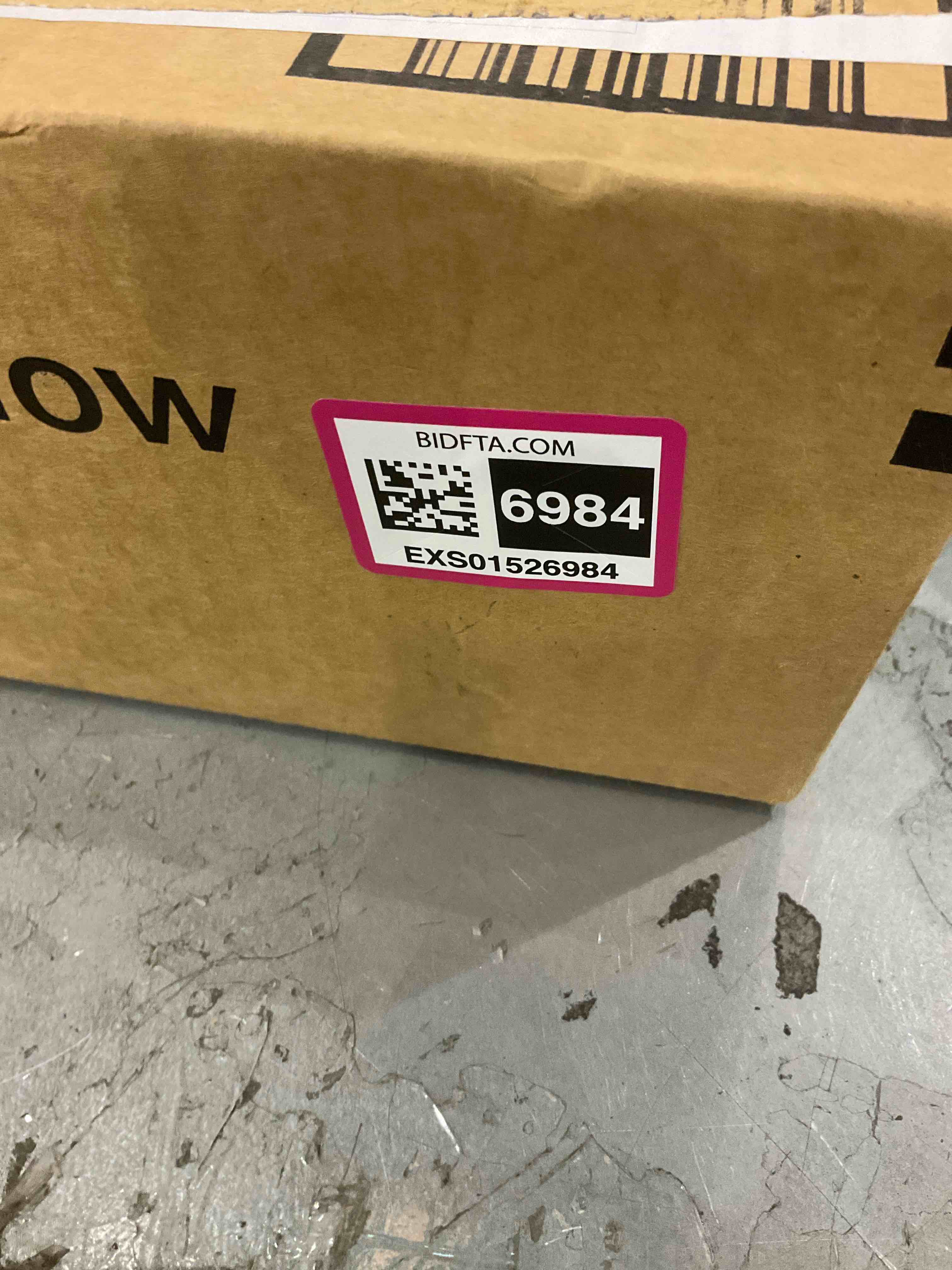 https://s3.amazonaws.com/lotting-images-prod/BargainHunt/EXS01526984_1714491120161.jpeg