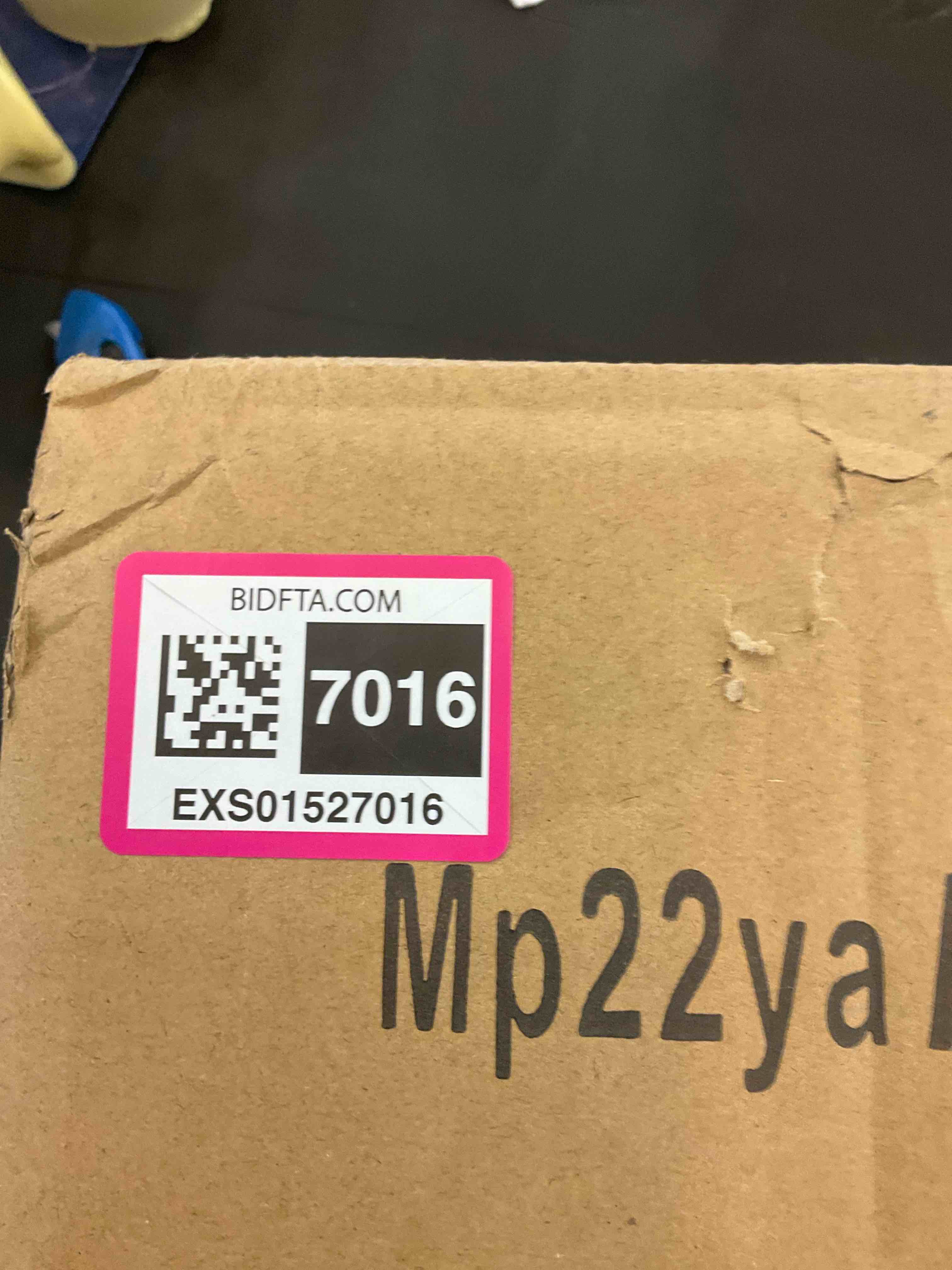 https://s3.amazonaws.com/lotting-images-prod/BargainHunt/EXS01527016_1716227200170.jpeg
