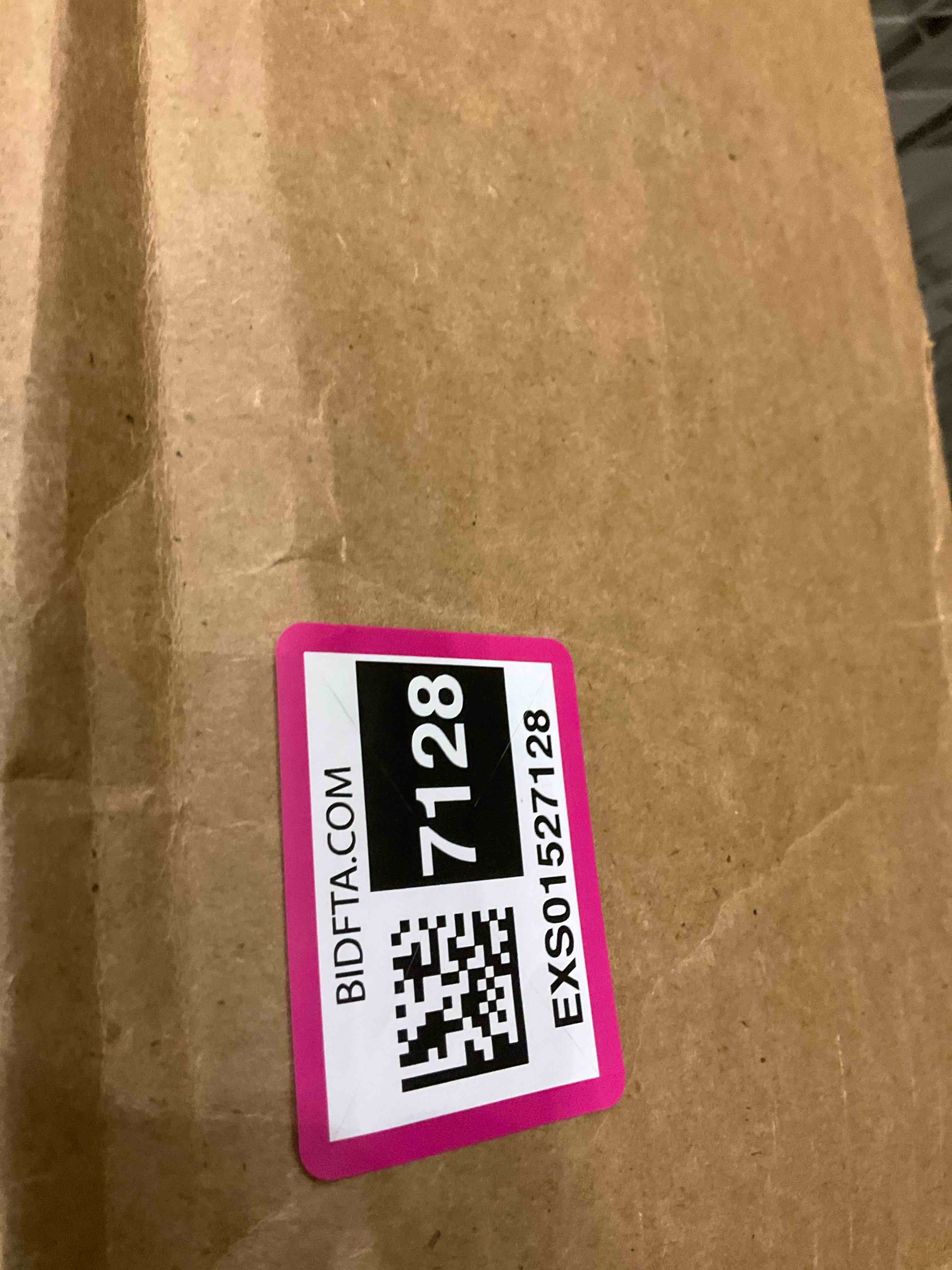 https://s3.amazonaws.com/lotting-images-prod/BargainHunt/EXS01527128_1717169032984.jpeg