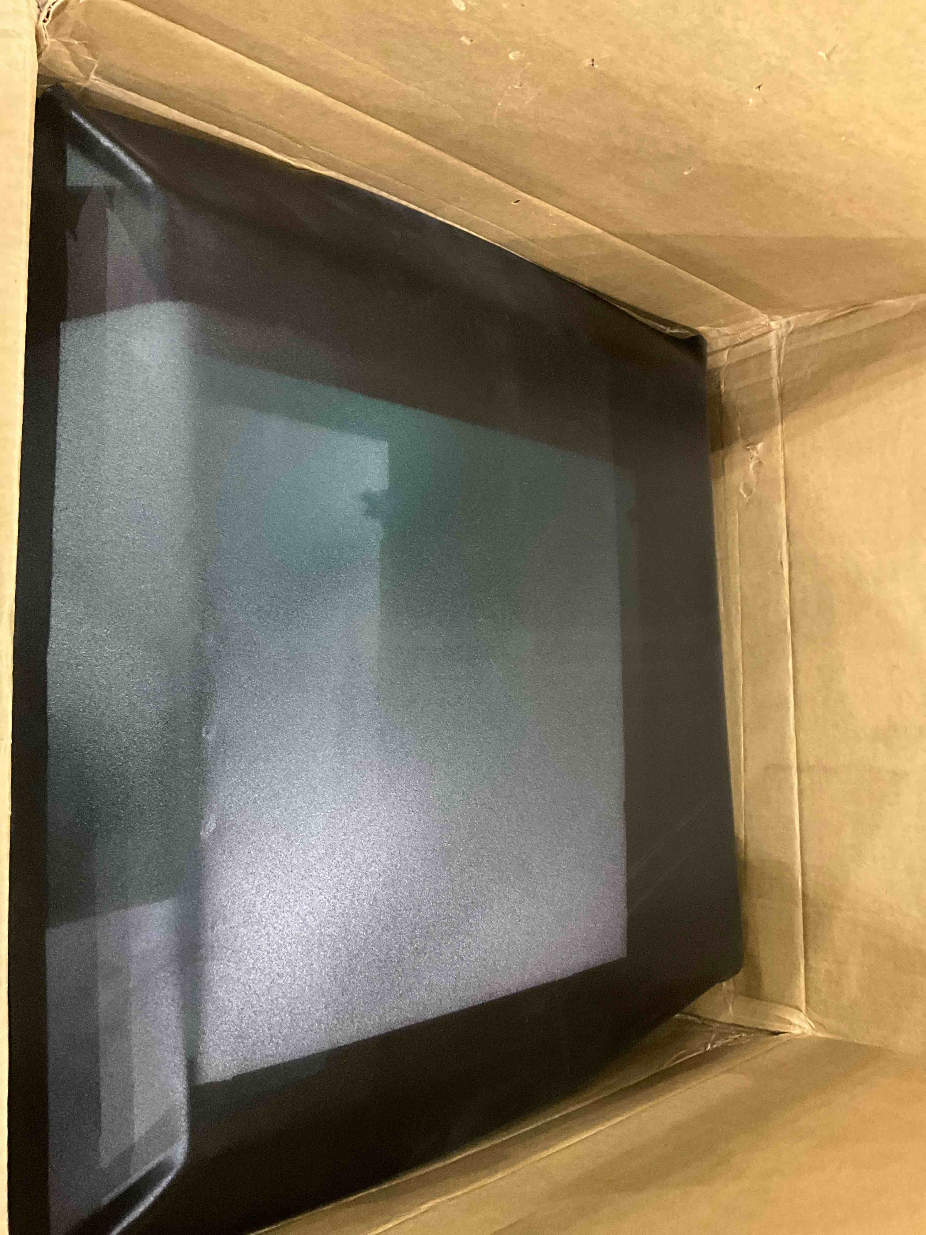 https://s3.amazonaws.com/lotting-images-prod/BargainHunt/EXS01527508_1715945871164.jpeg