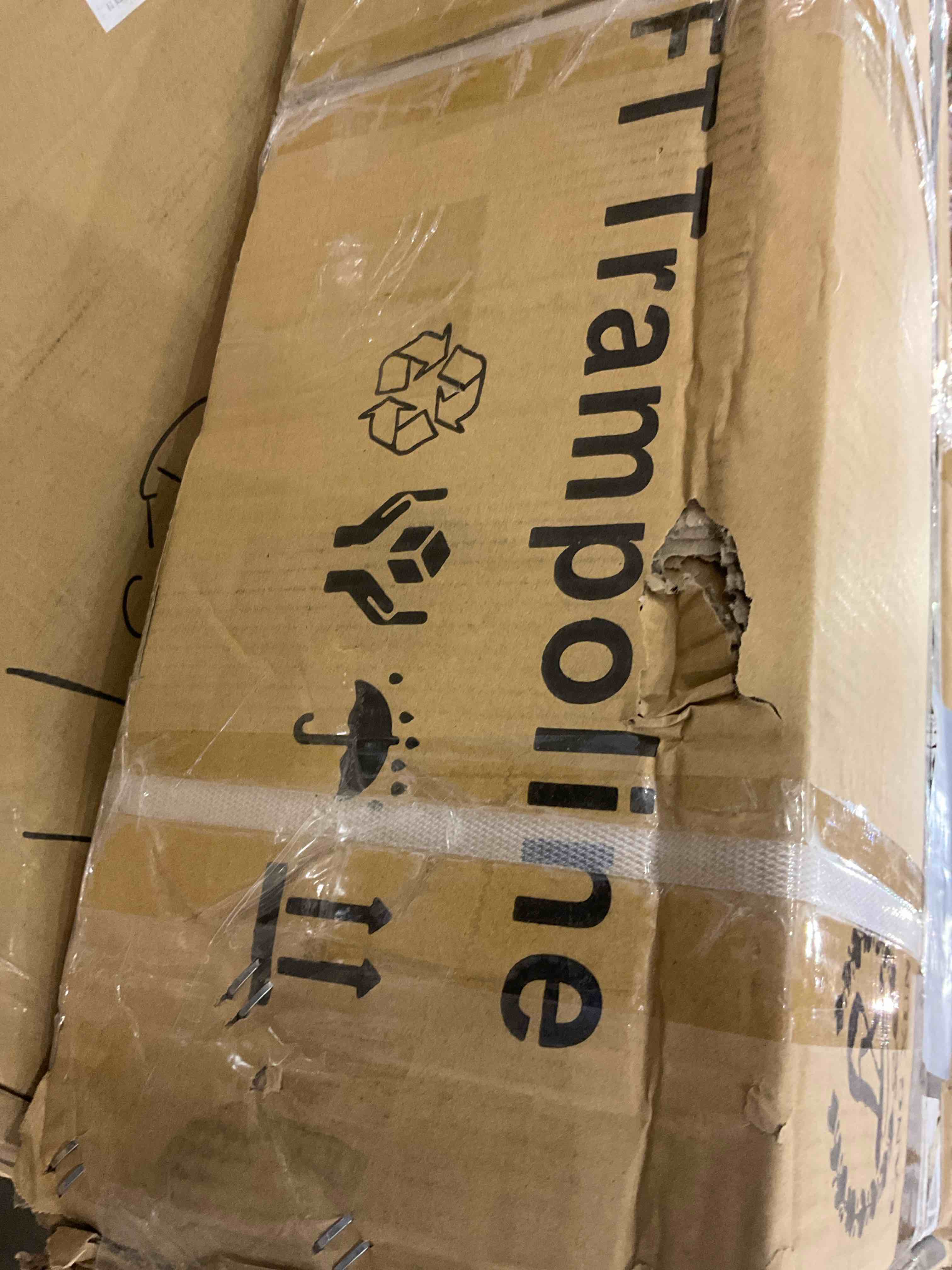 https://s3.amazonaws.com/lotting-images-prod/BargainHunt/EXS01527524_1715948420380.jpeg