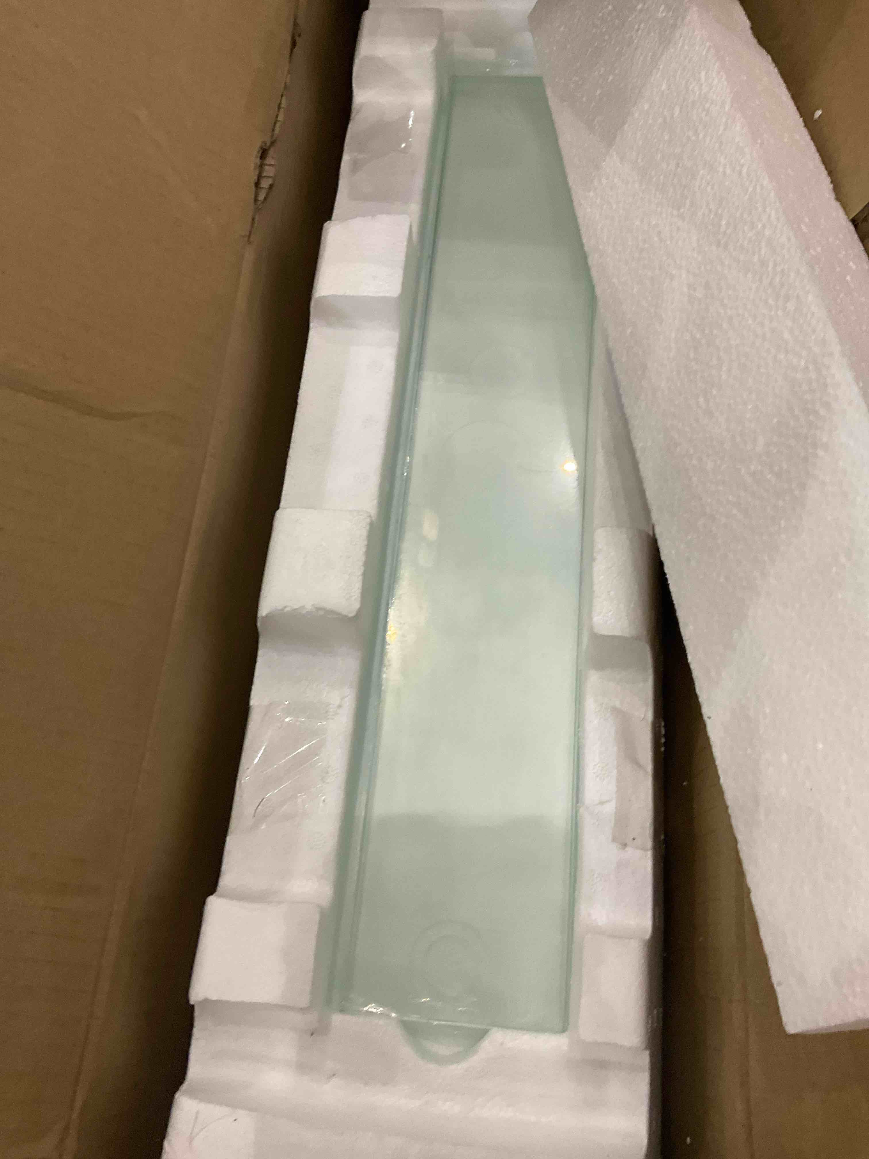 https://s3.amazonaws.com/lotting-images-prod/BargainHunt/EXS01527770_1716380804681.jpeg
