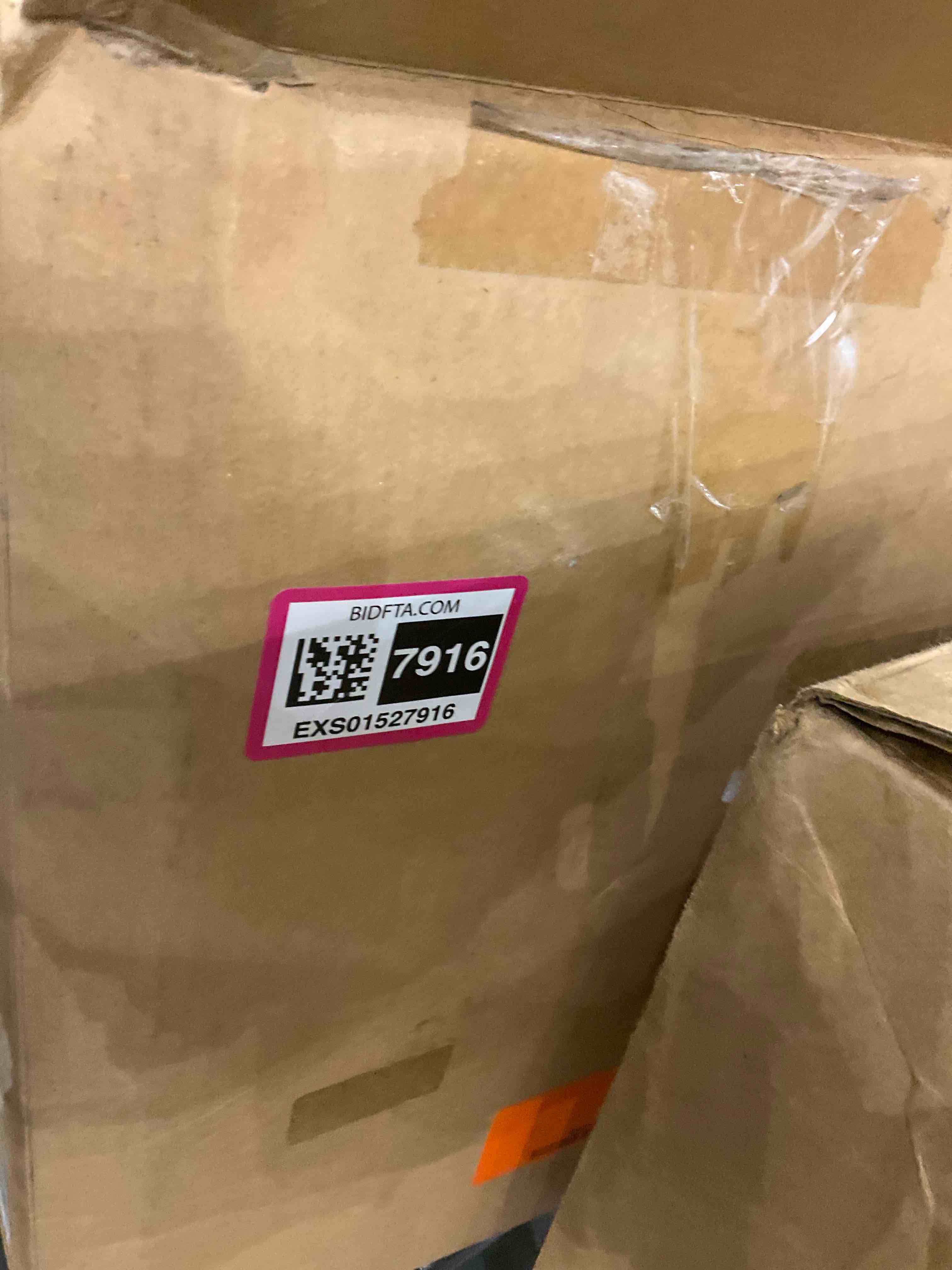 https://s3.amazonaws.com/lotting-images-prod/BargainHunt/EXS01527916_1716982937049.jpeg
