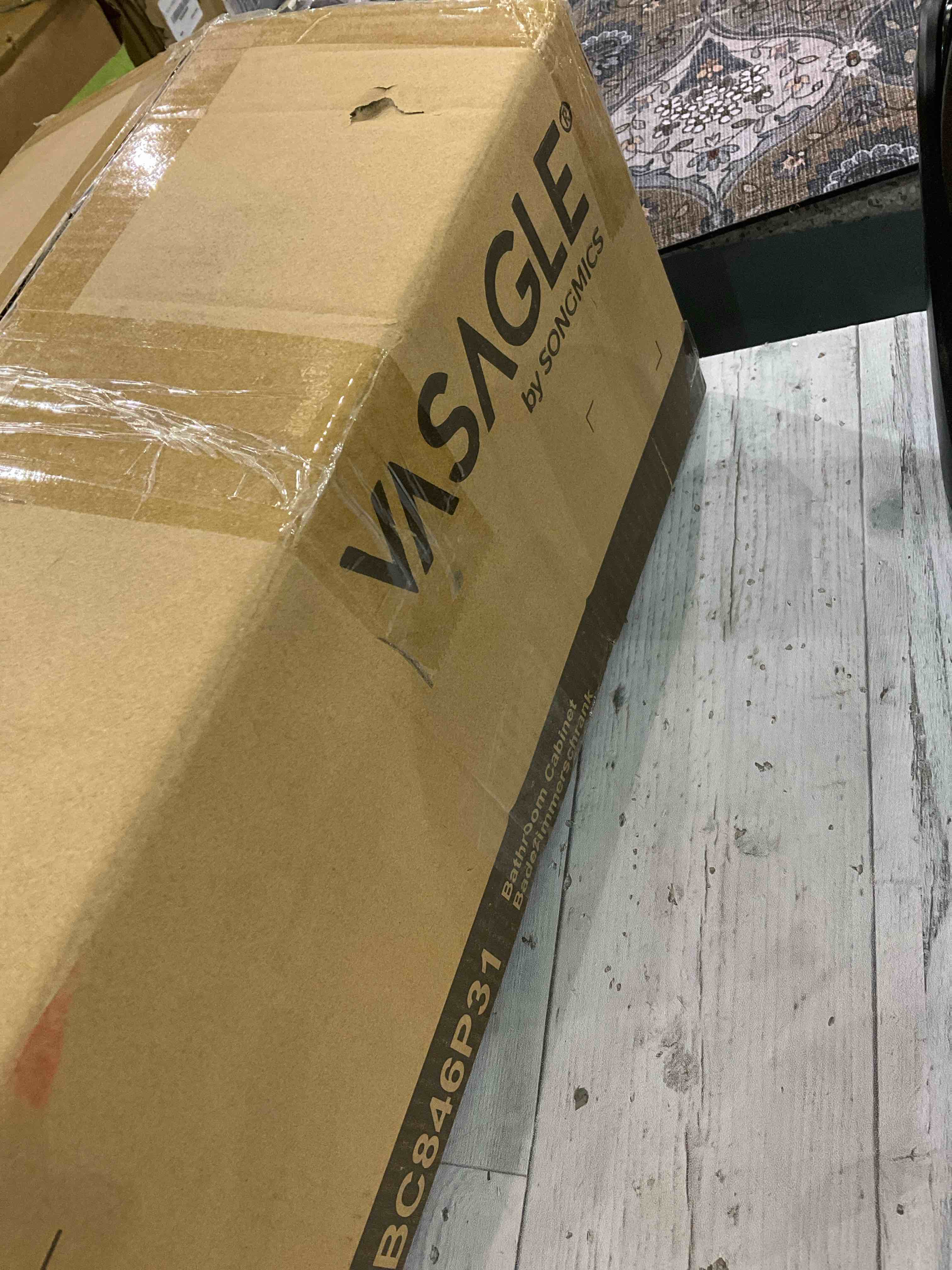 https://s3.amazonaws.com/lotting-images-prod/BargainHunt/EXS01528139_1714995244393.jpeg