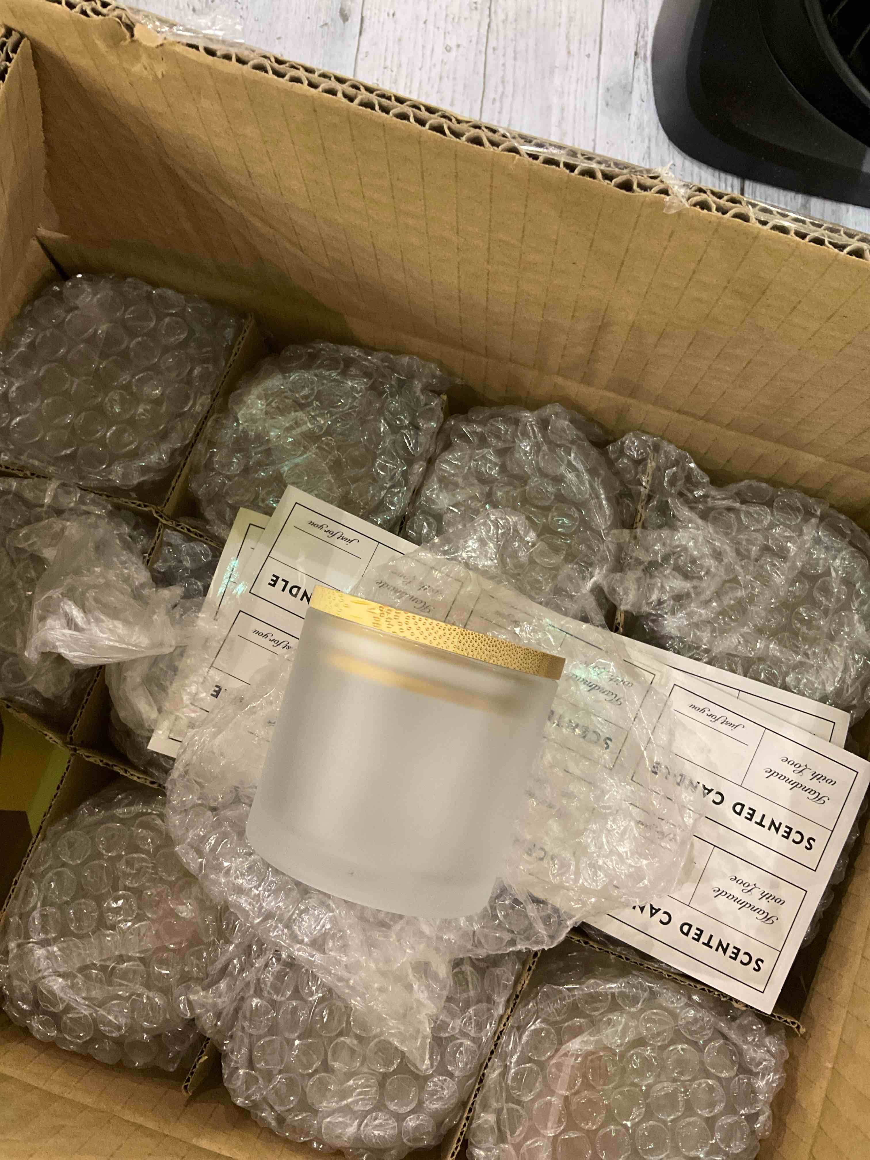 https://s3.amazonaws.com/lotting-images-prod/BargainHunt/EXS01528154_1714997025244.jpeg