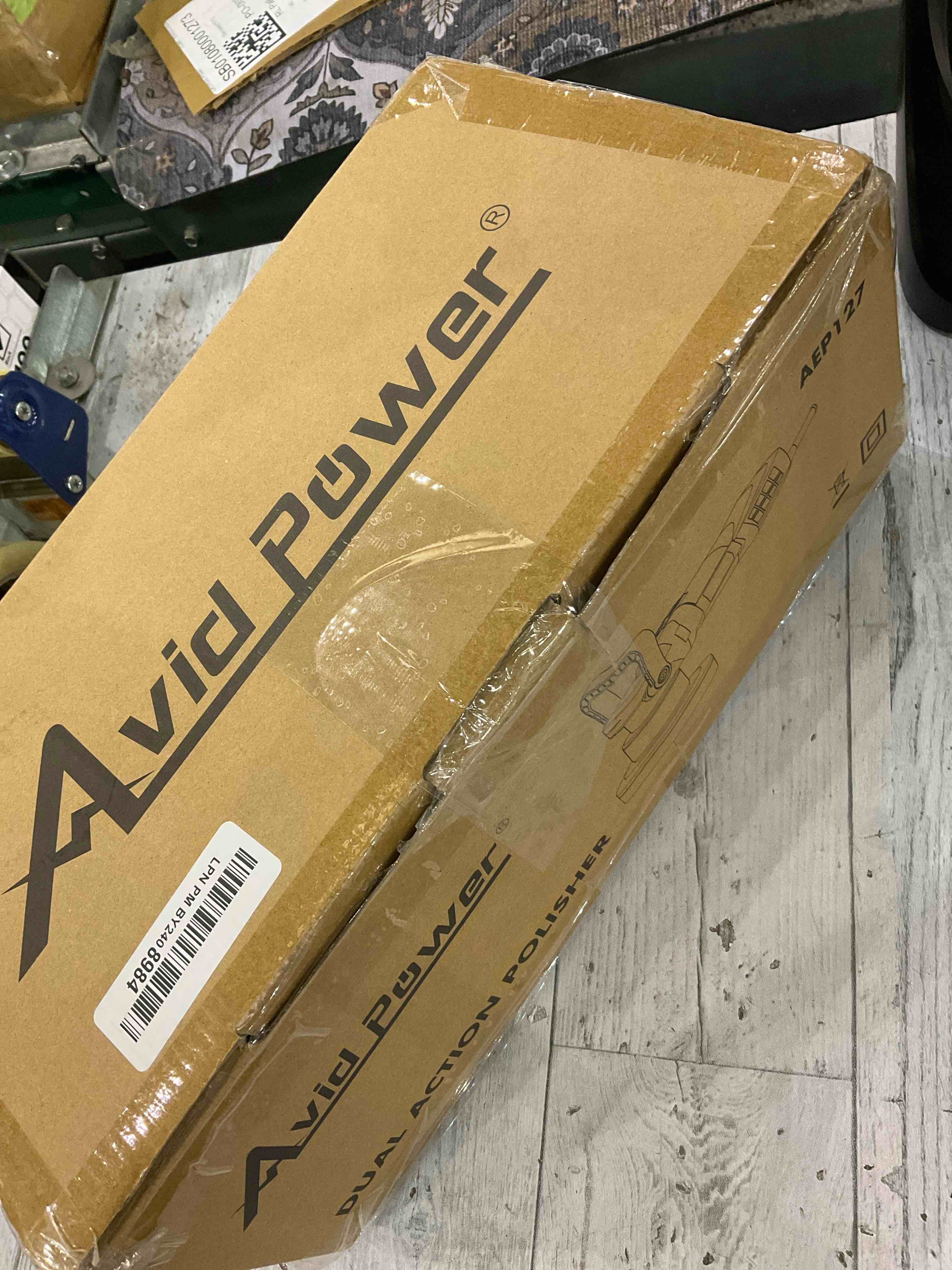 https://s3.amazonaws.com/lotting-images-prod/BargainHunt/EXS01528162_1714997862698.jpeg