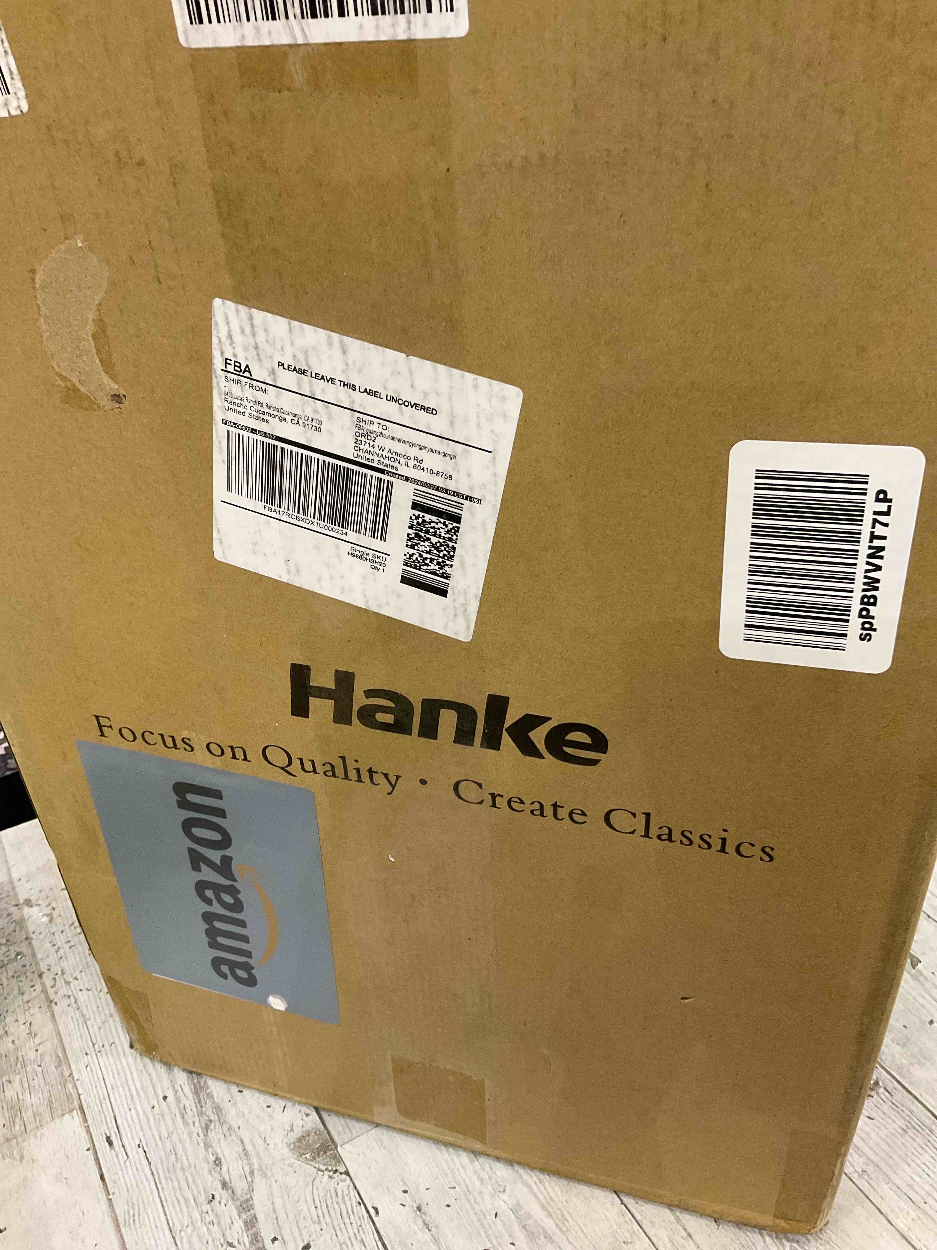 https://s3.amazonaws.com/lotting-images-prod/BargainHunt/EXS01528196_1715007823951.jpeg